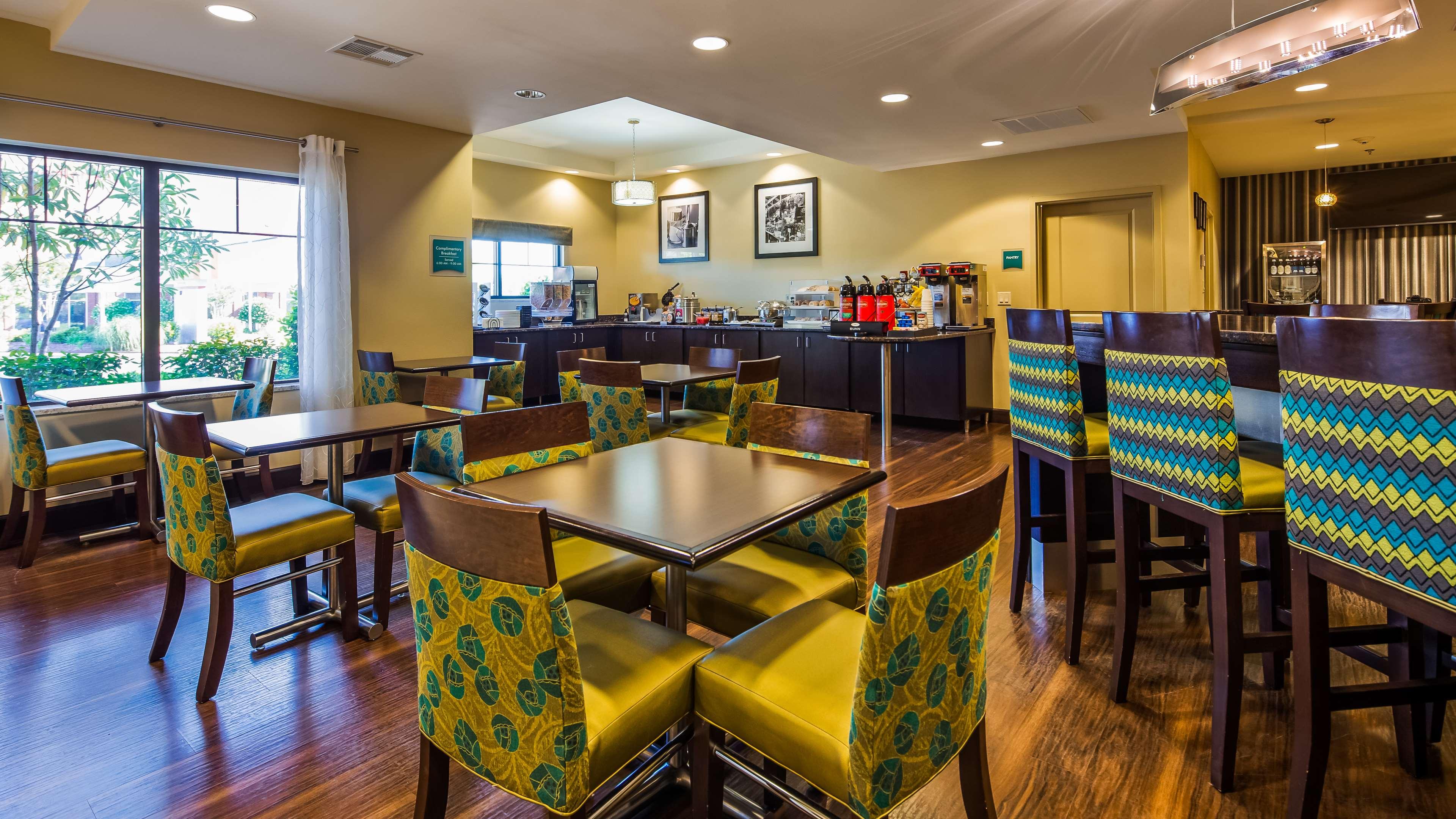 Best Western Premier University Inn
