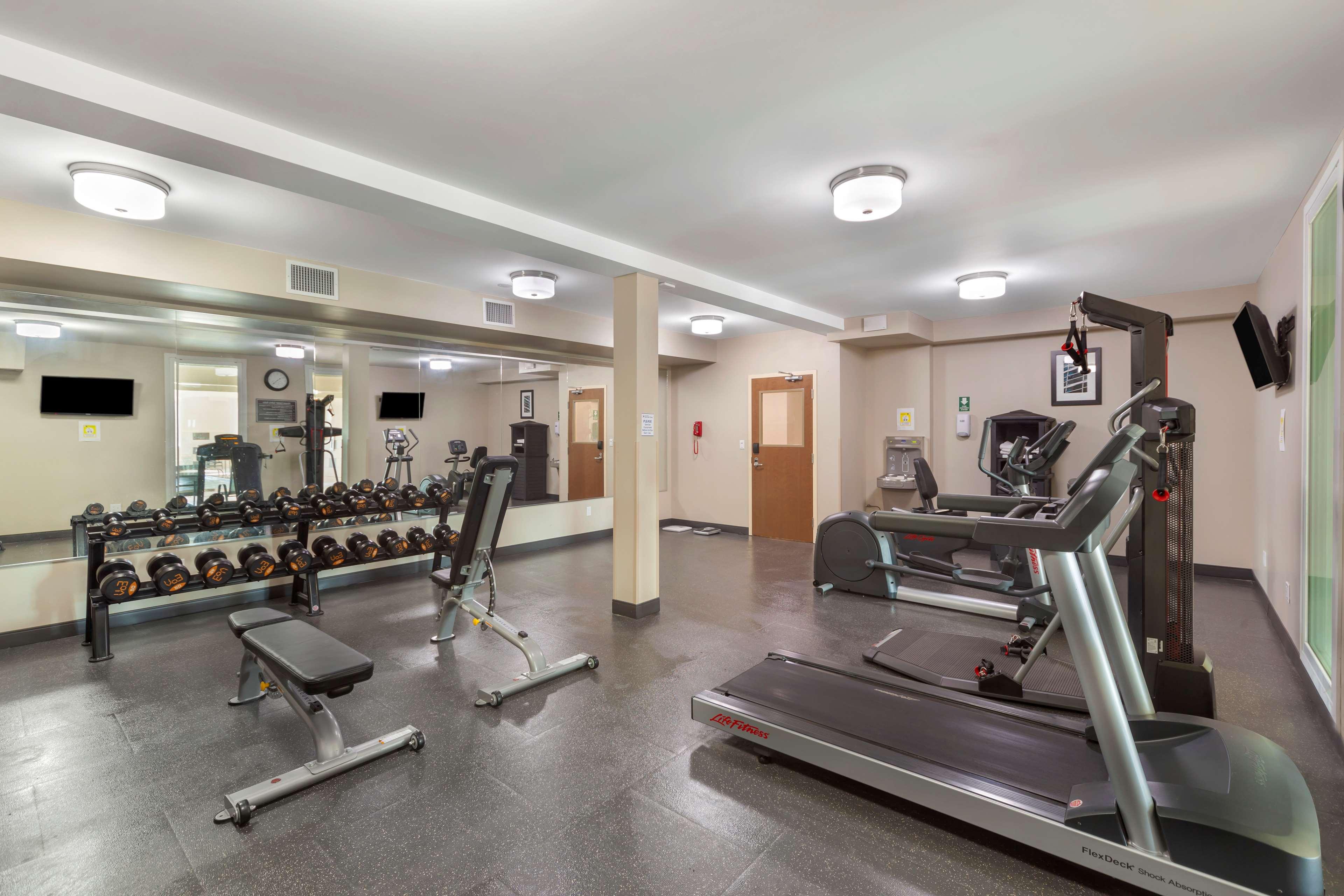Best Western Plus Fort Saskatchewan Inn & Suites