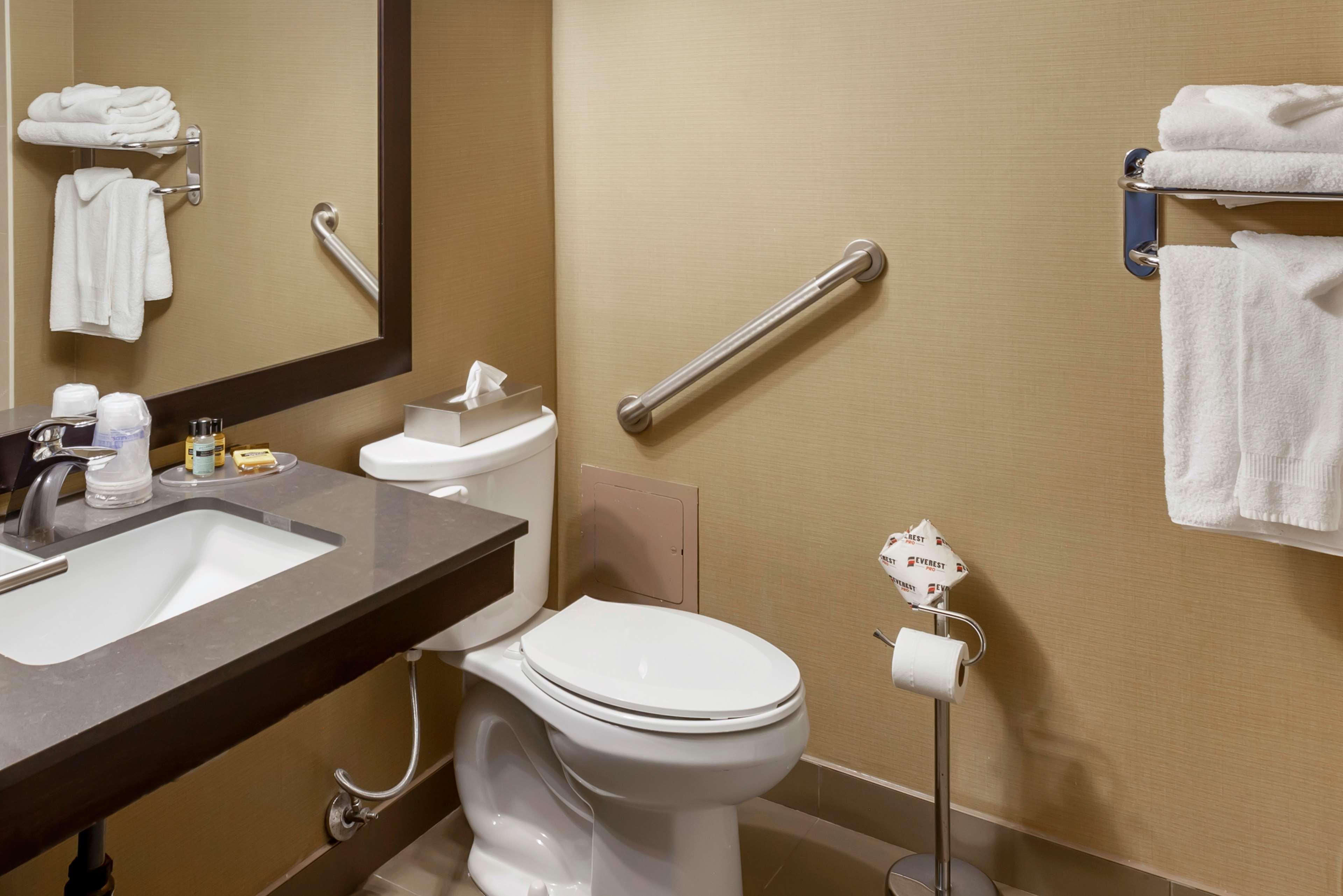Best Western Plus Leamington Hotel & Conference Ce