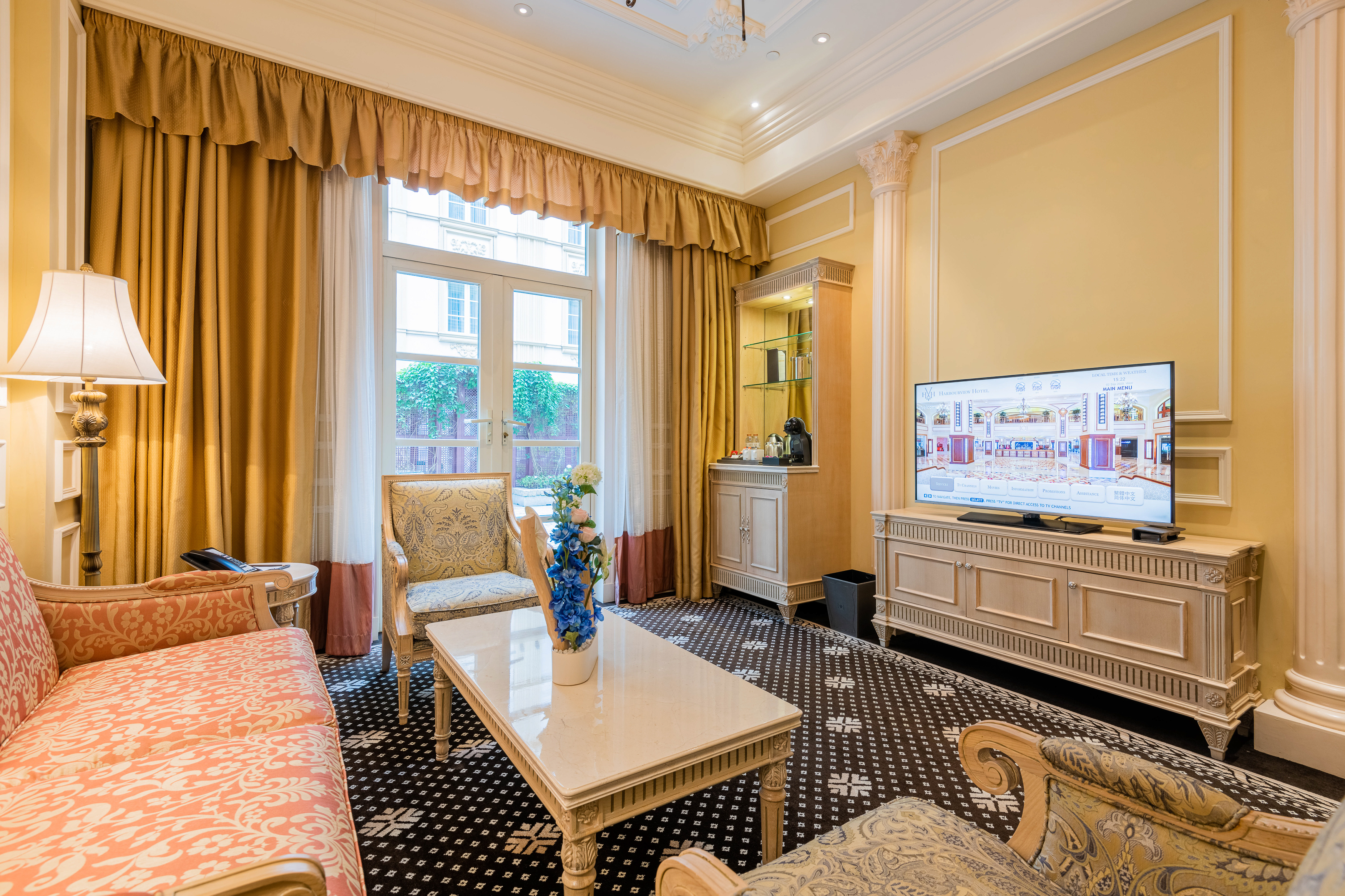 Harbourview Hotel