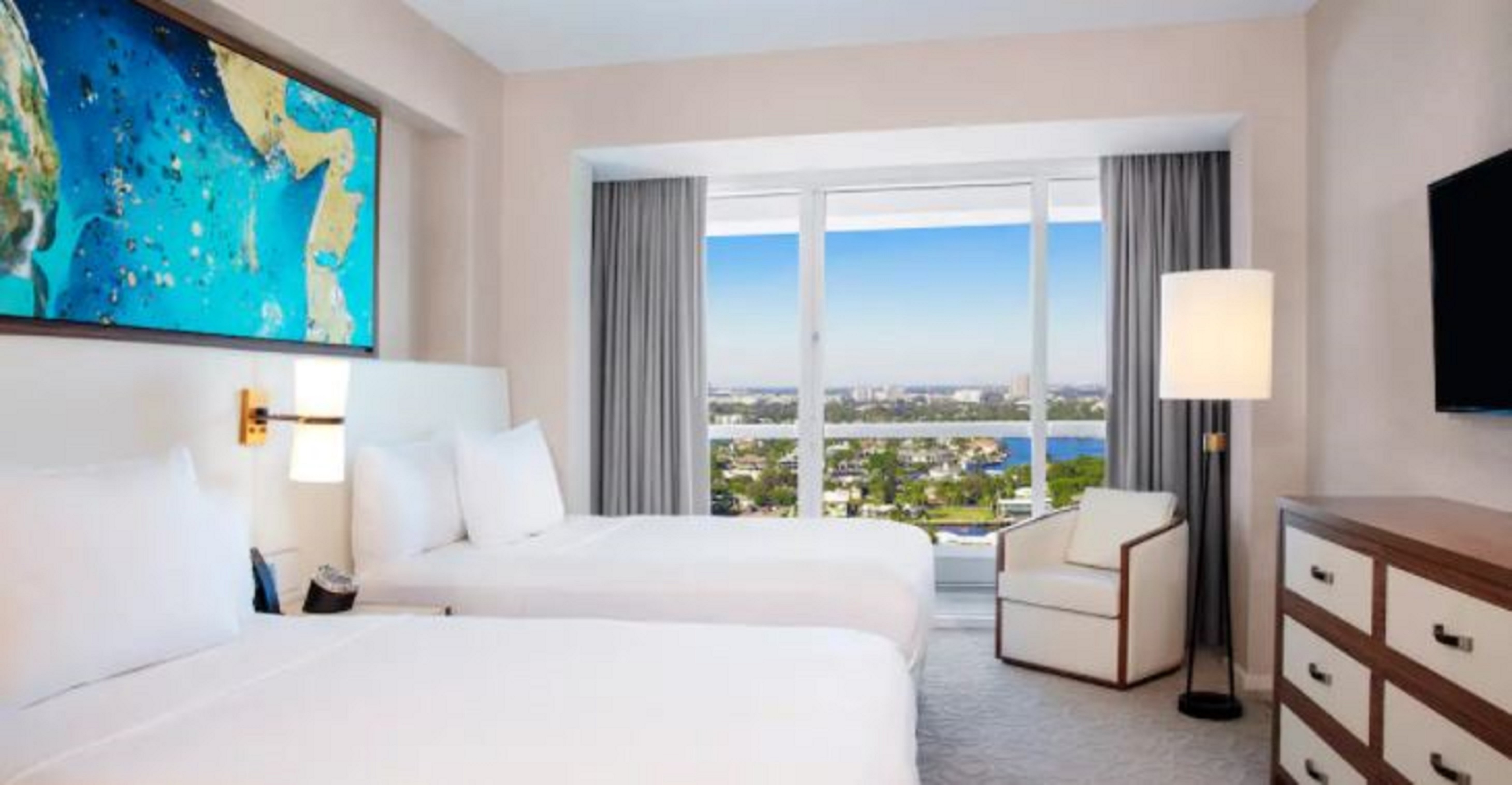 Conrad Fort Lauderdale Beach