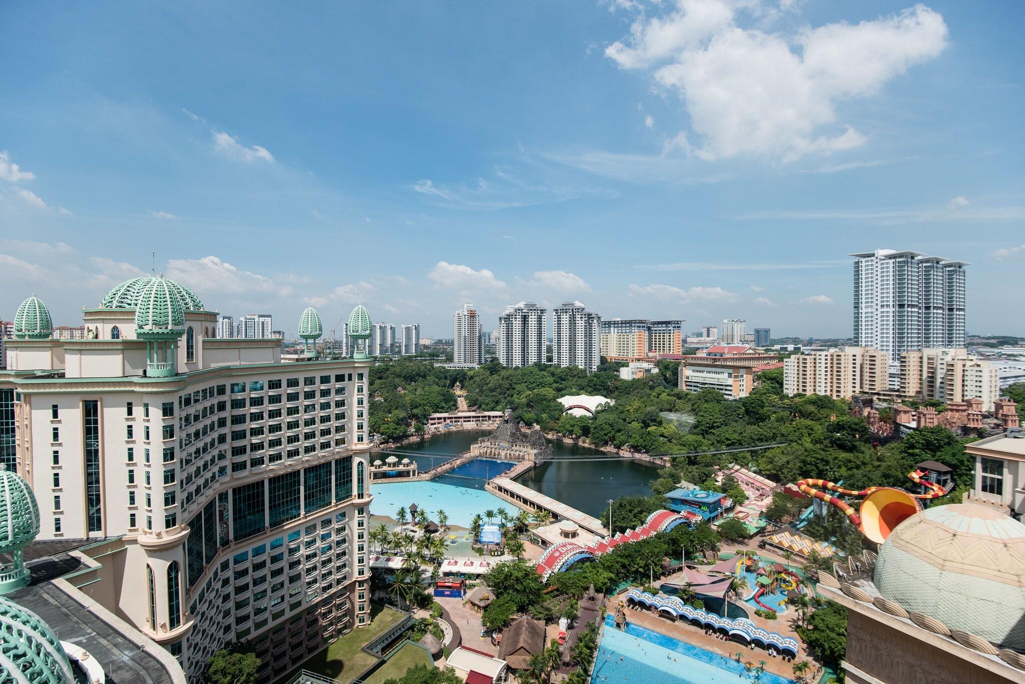 Resort Suites at Sunway Lagoon Resort
