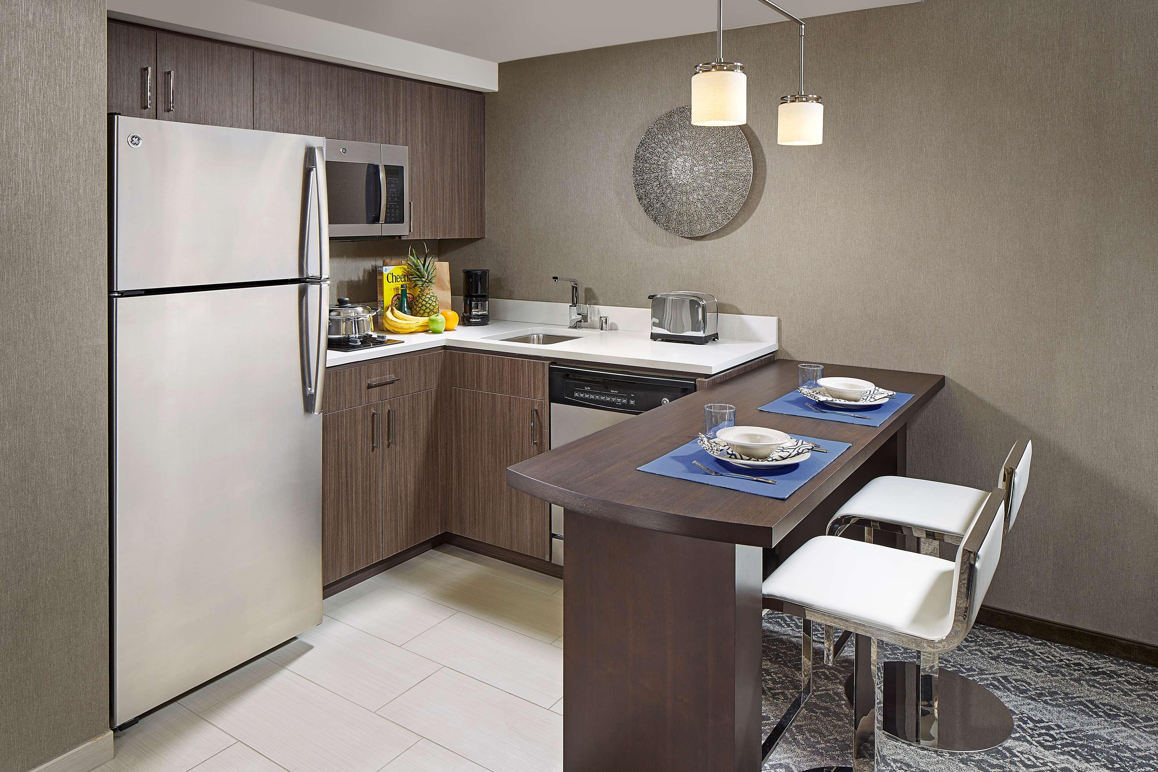 Homewood Suites by Hilton San Diego Downtown