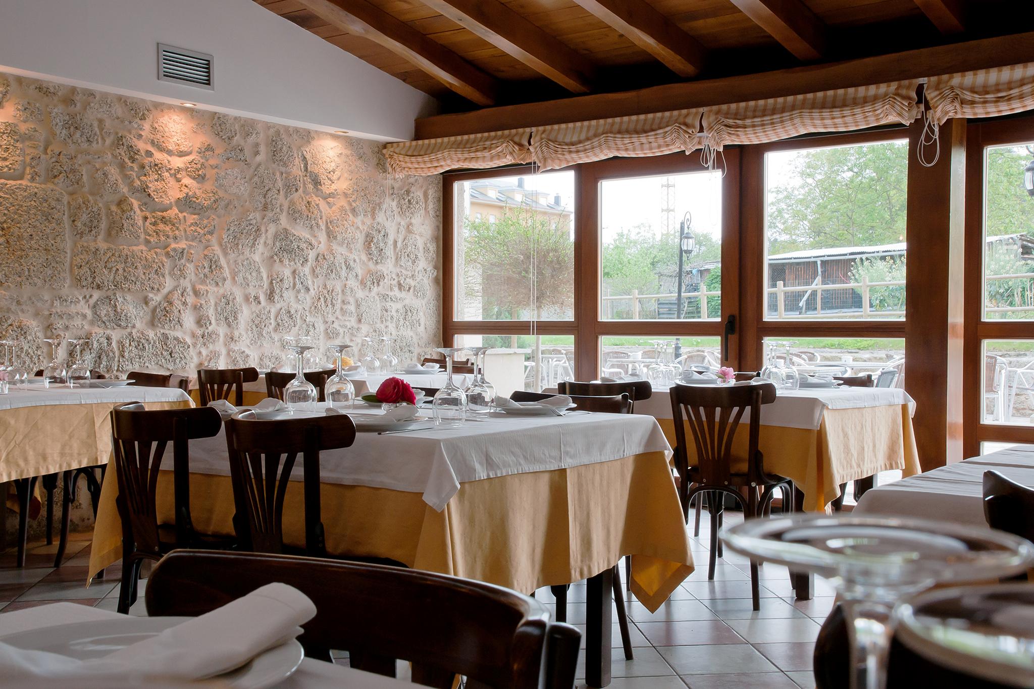 Hotel Vila Do Val