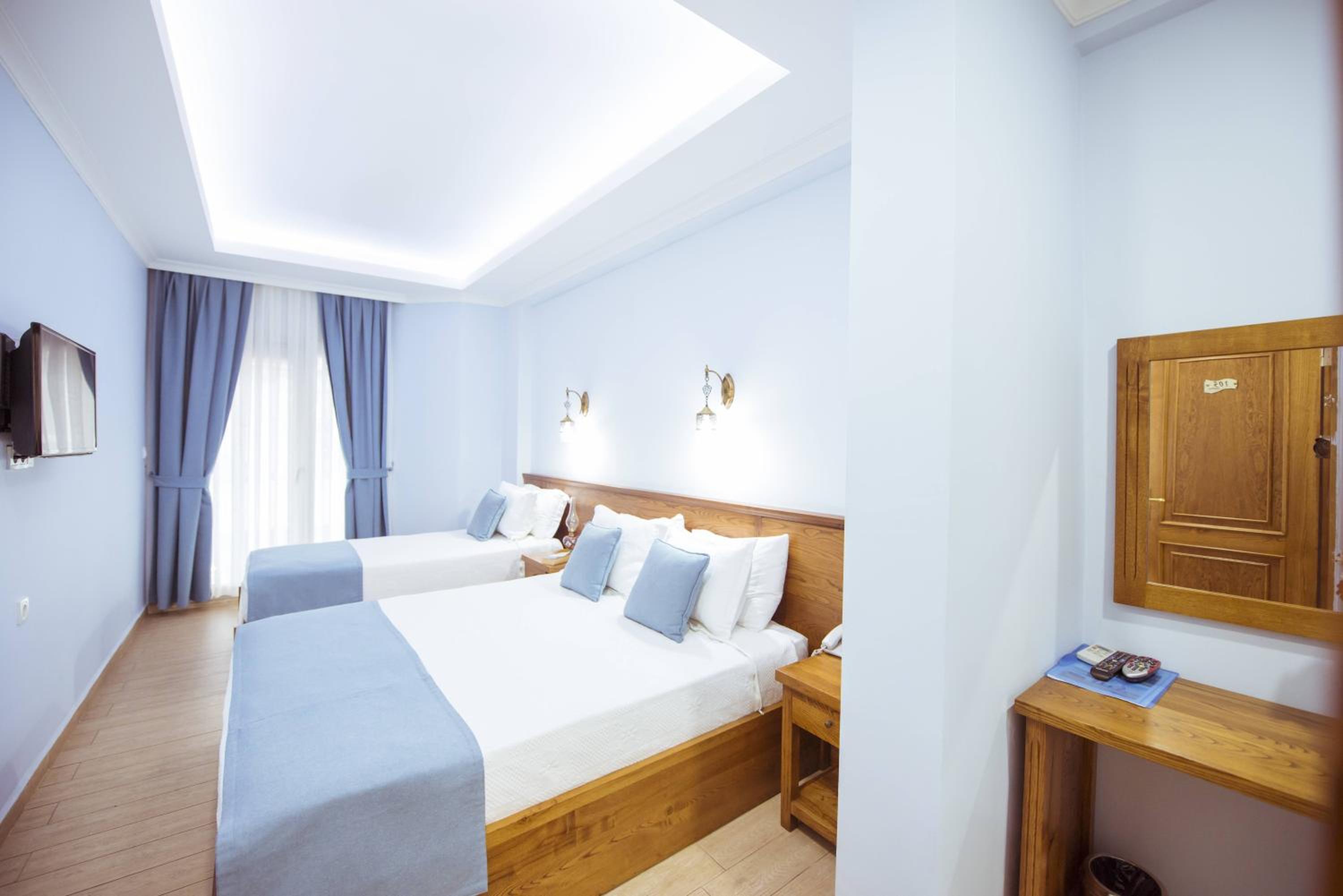 Infinity City Hotel