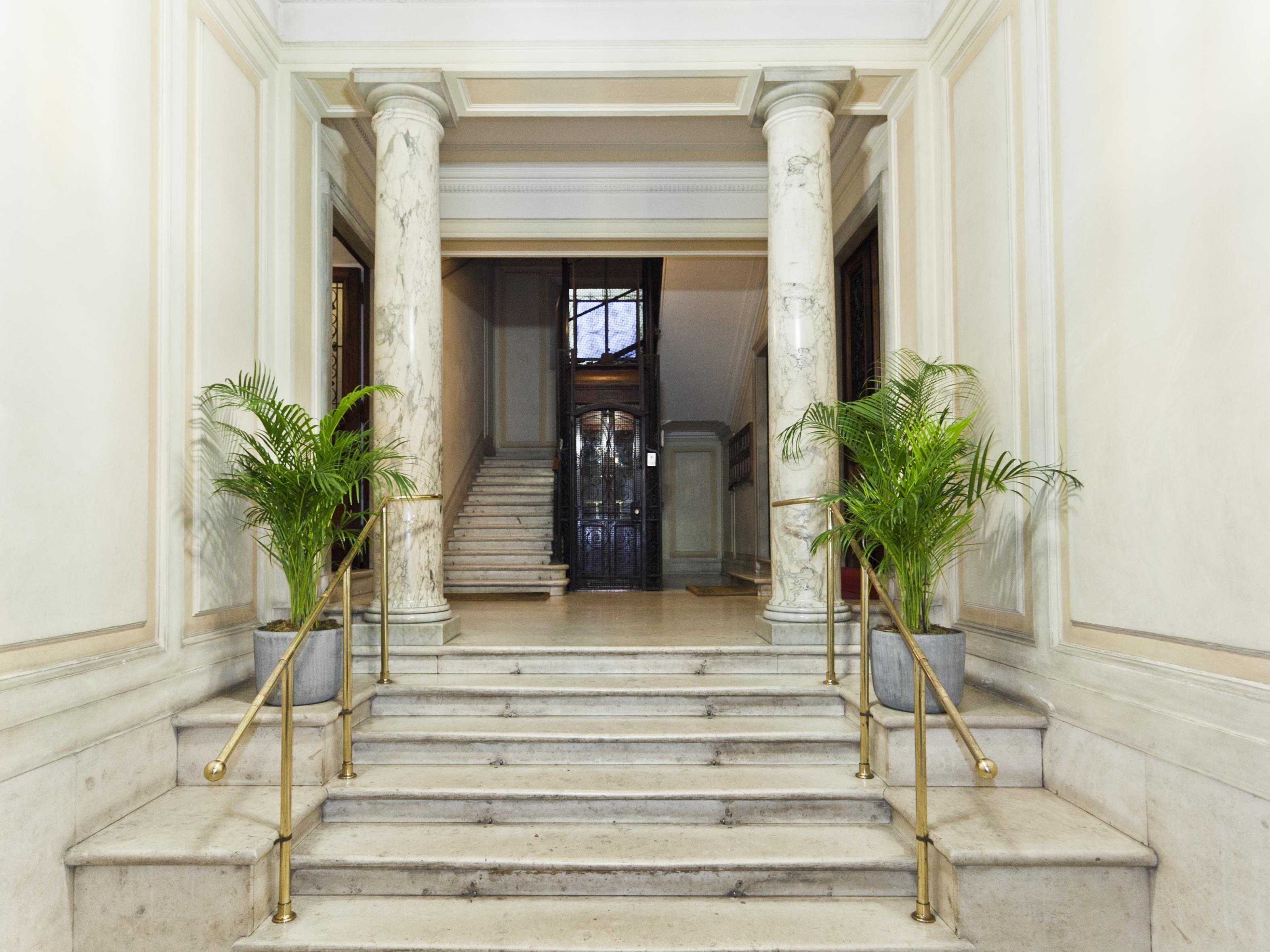 Vanity Hotel