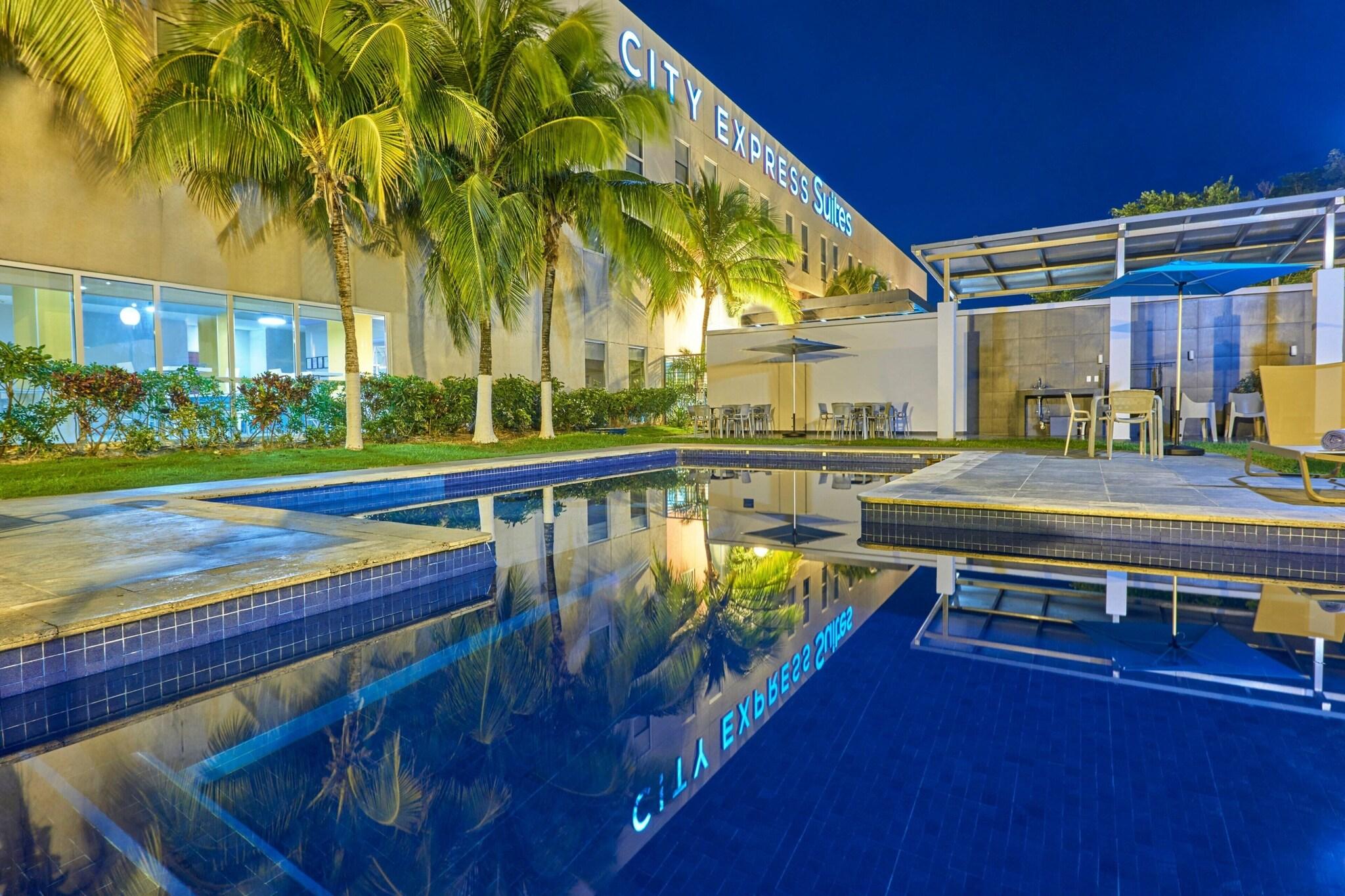 City Express by Marriott Playa Del Carmen by null