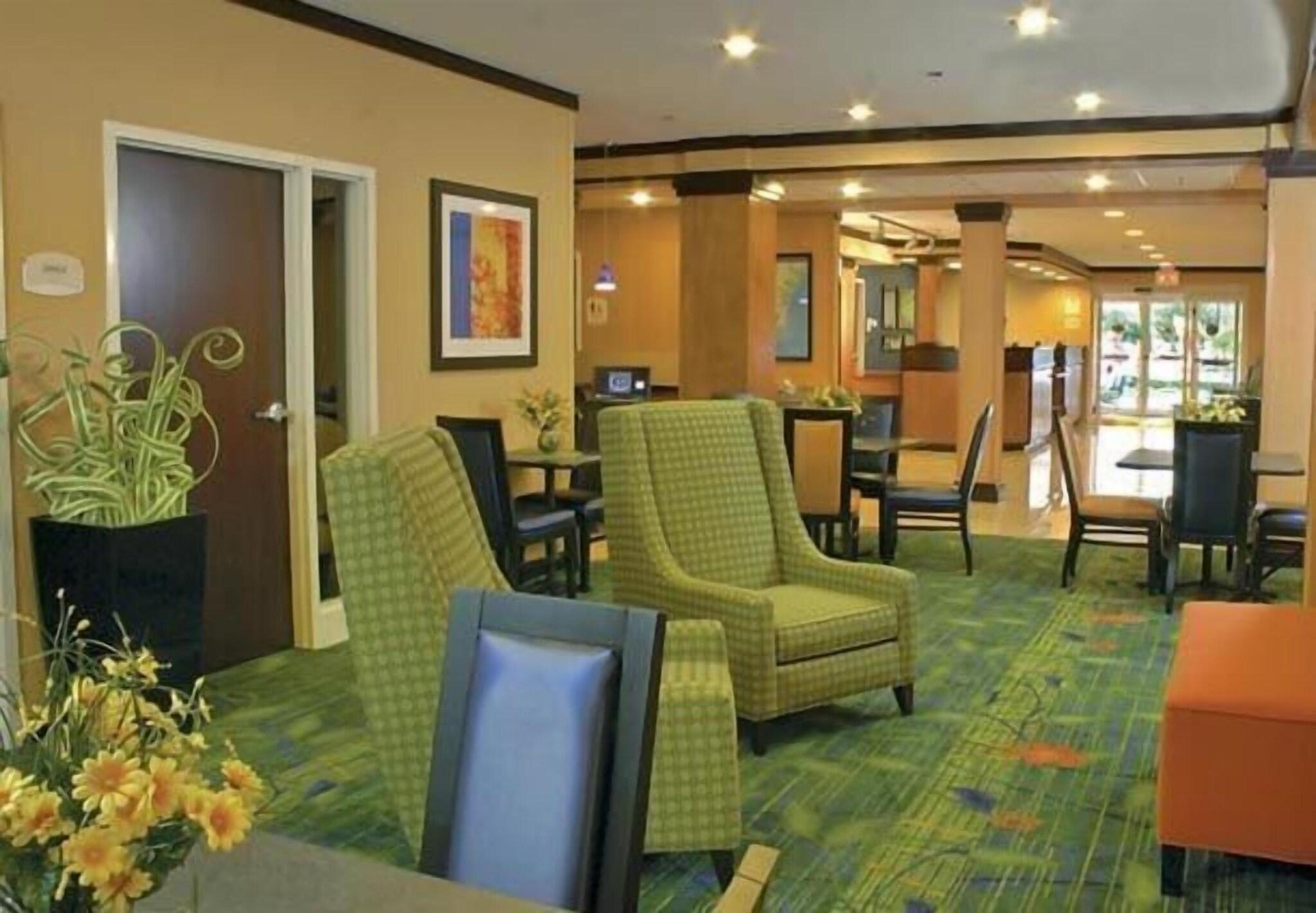 Fairfield Inn & Suites Brunswick