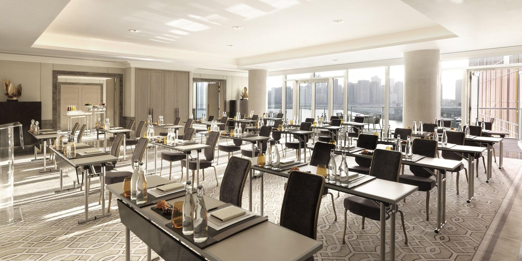 Four Seasons Hotel Abu Dhabi at Al Maryah Island - attēls