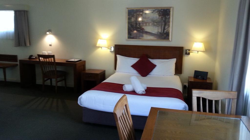 Armidale Pines Motel by null