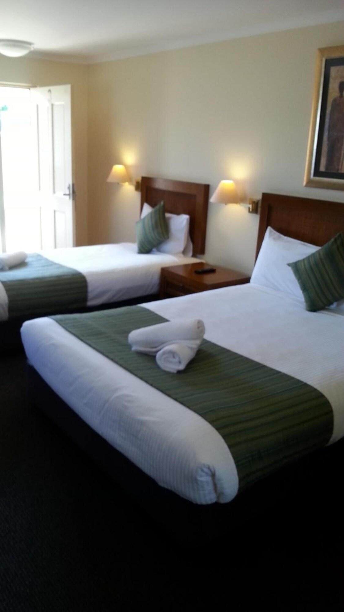 Armidale Pines Motel by null