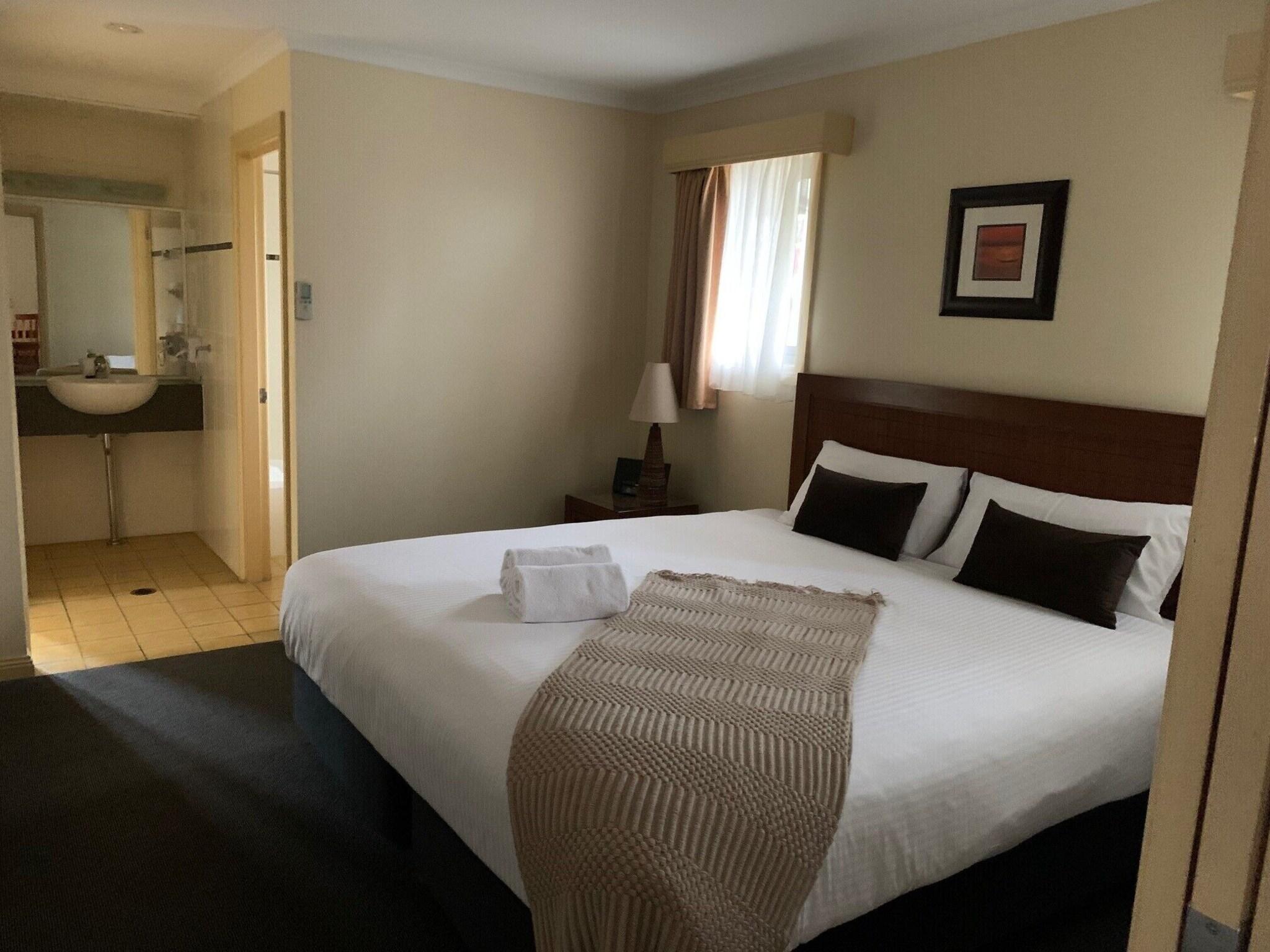 Armidale Pines Motel by null