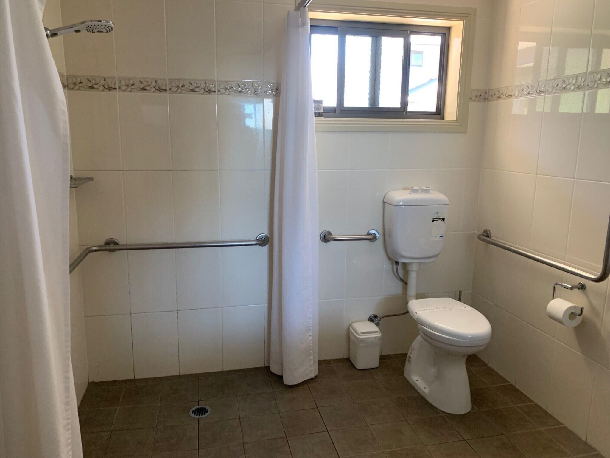 Armidale Pines Motel by null