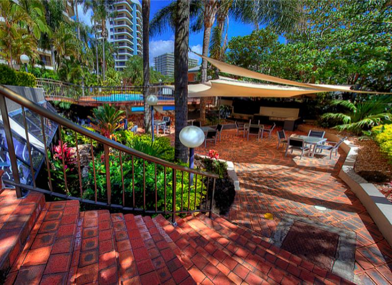 Aristocrat Holiday Apartments