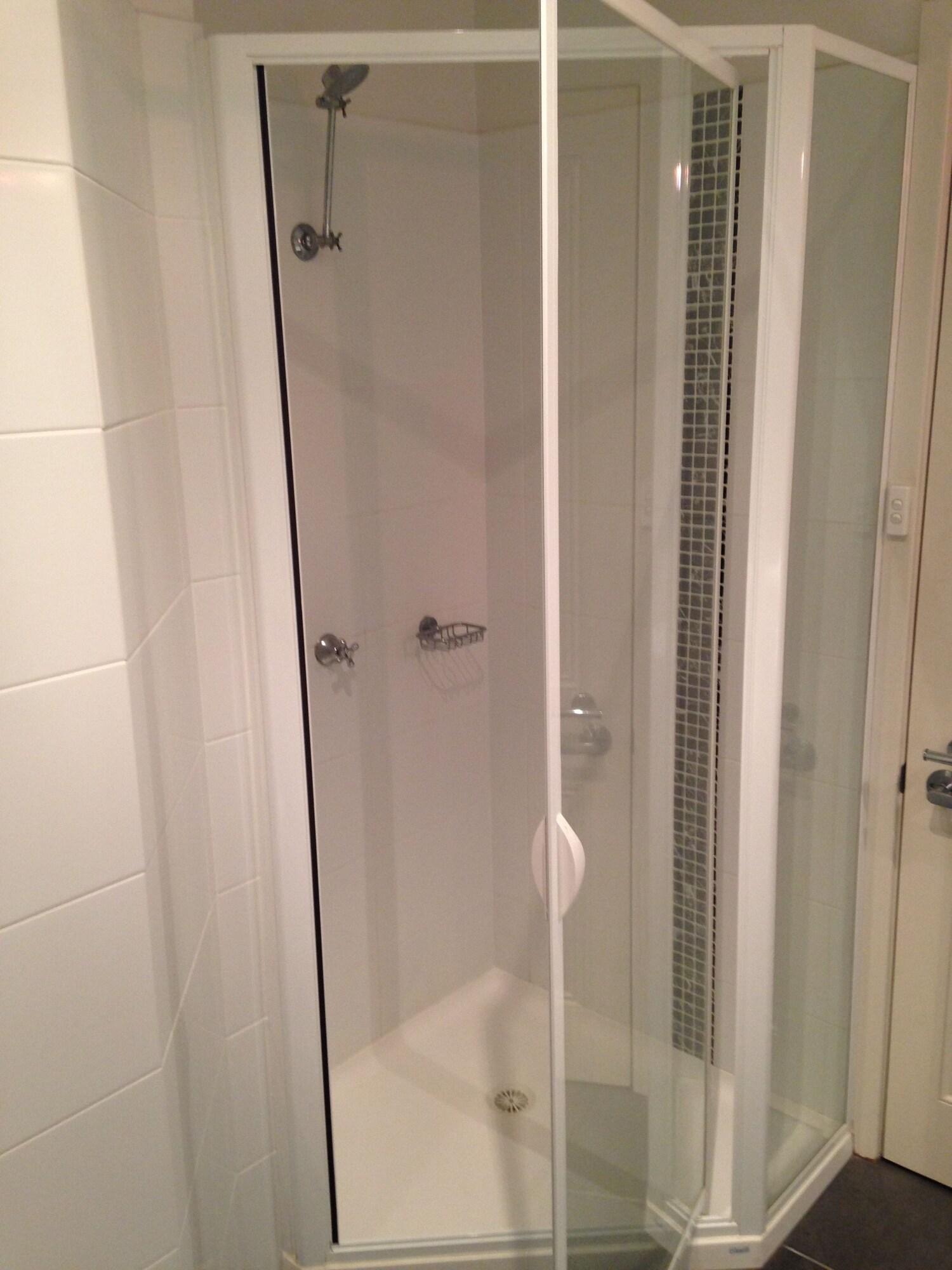 Auldington Hotel by null