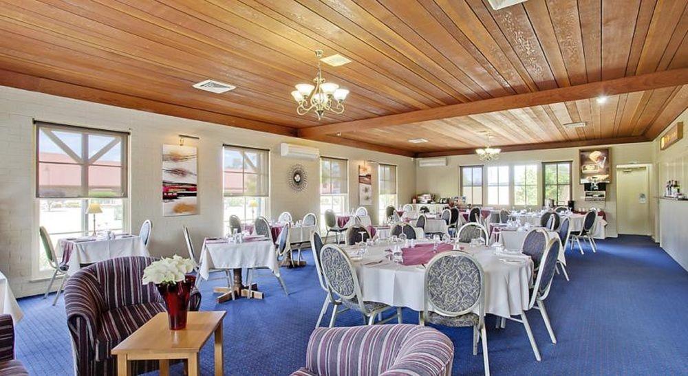 Comfort Inn Bushmans by null