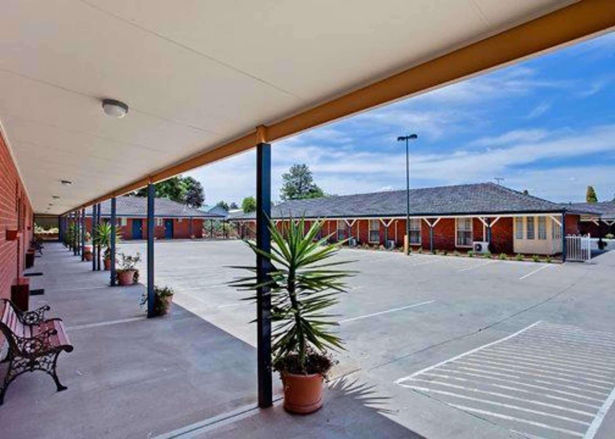 Comfort Inn Bushmans by null
