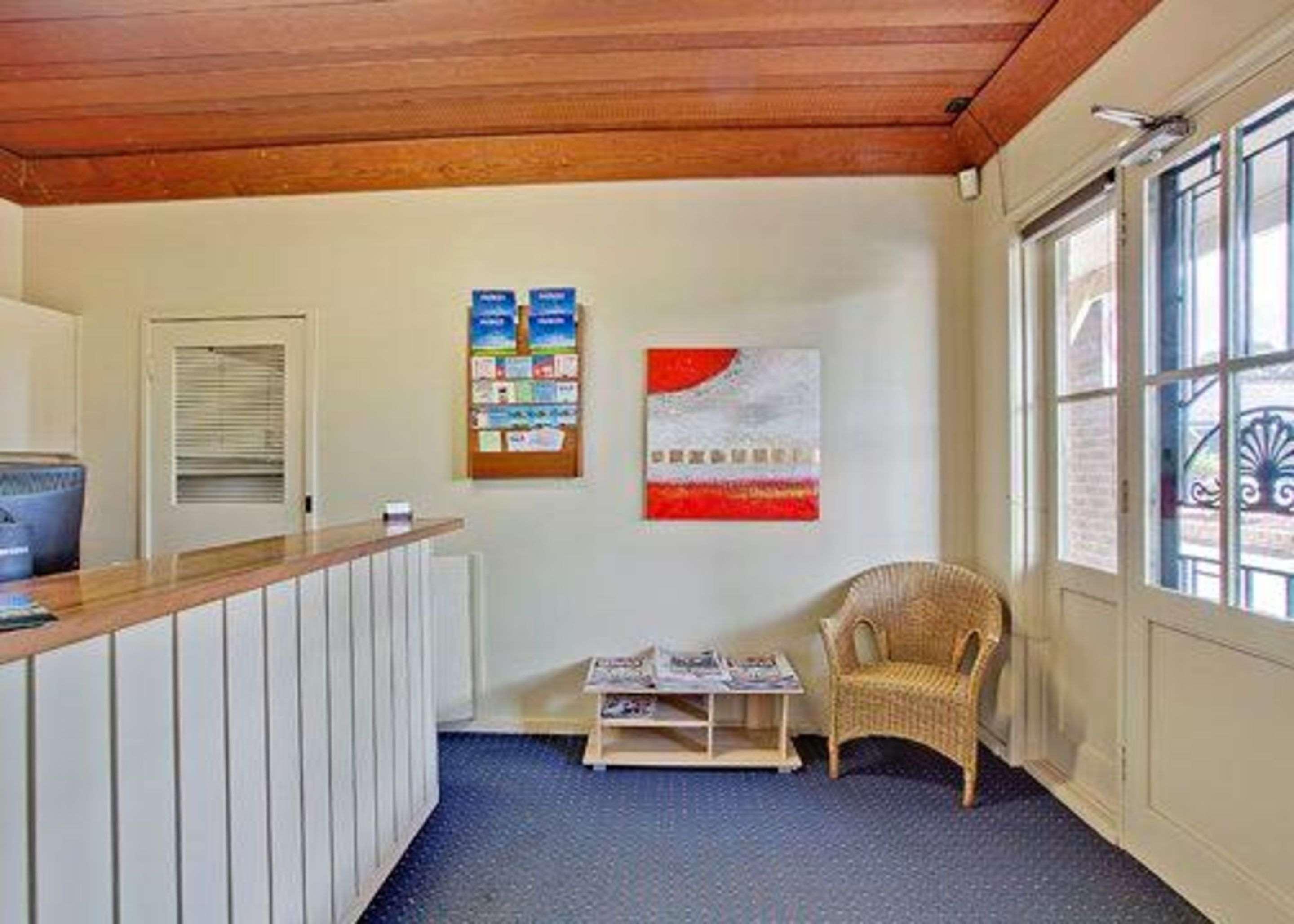 Comfort Inn Bushmans by null