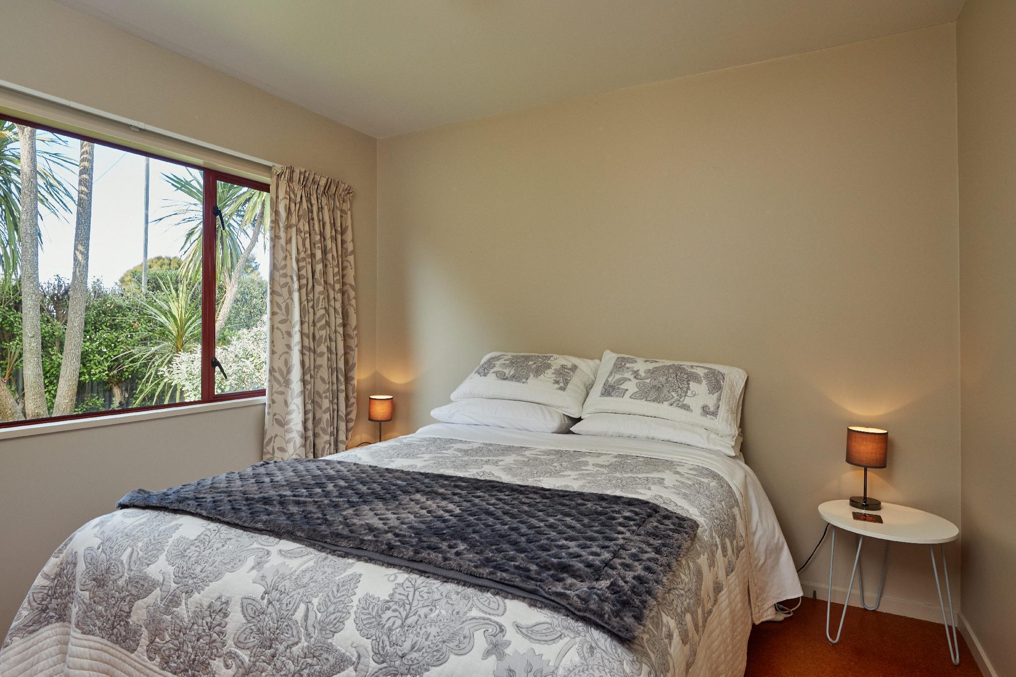 Brook House Bed & Breakfast and Cottages