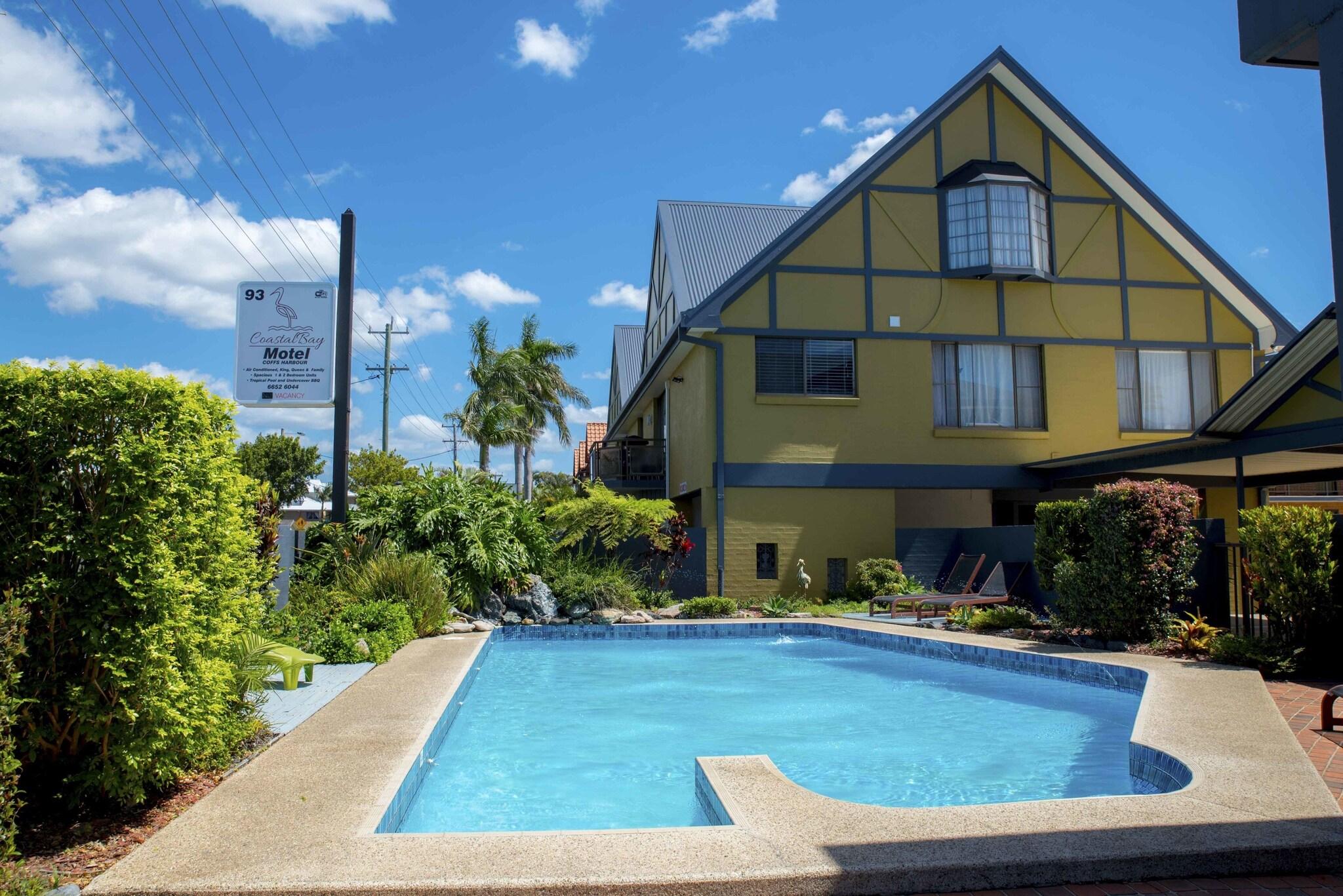 Coastal Bay Motel