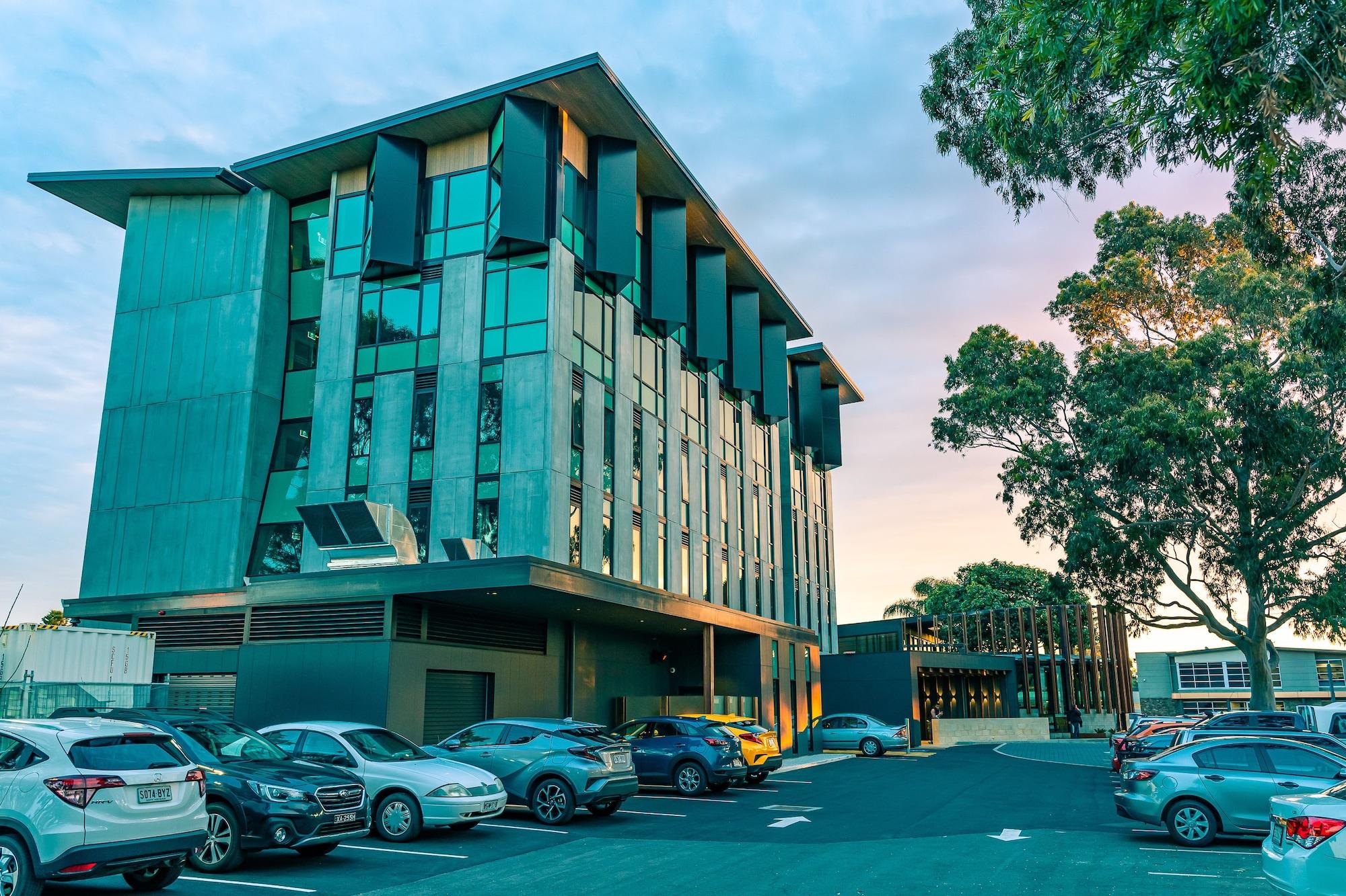 Marion Hotel & Cellars by null