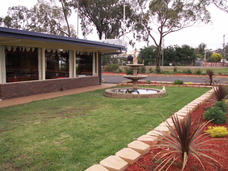 Parkview Motor Inn Parkes by null