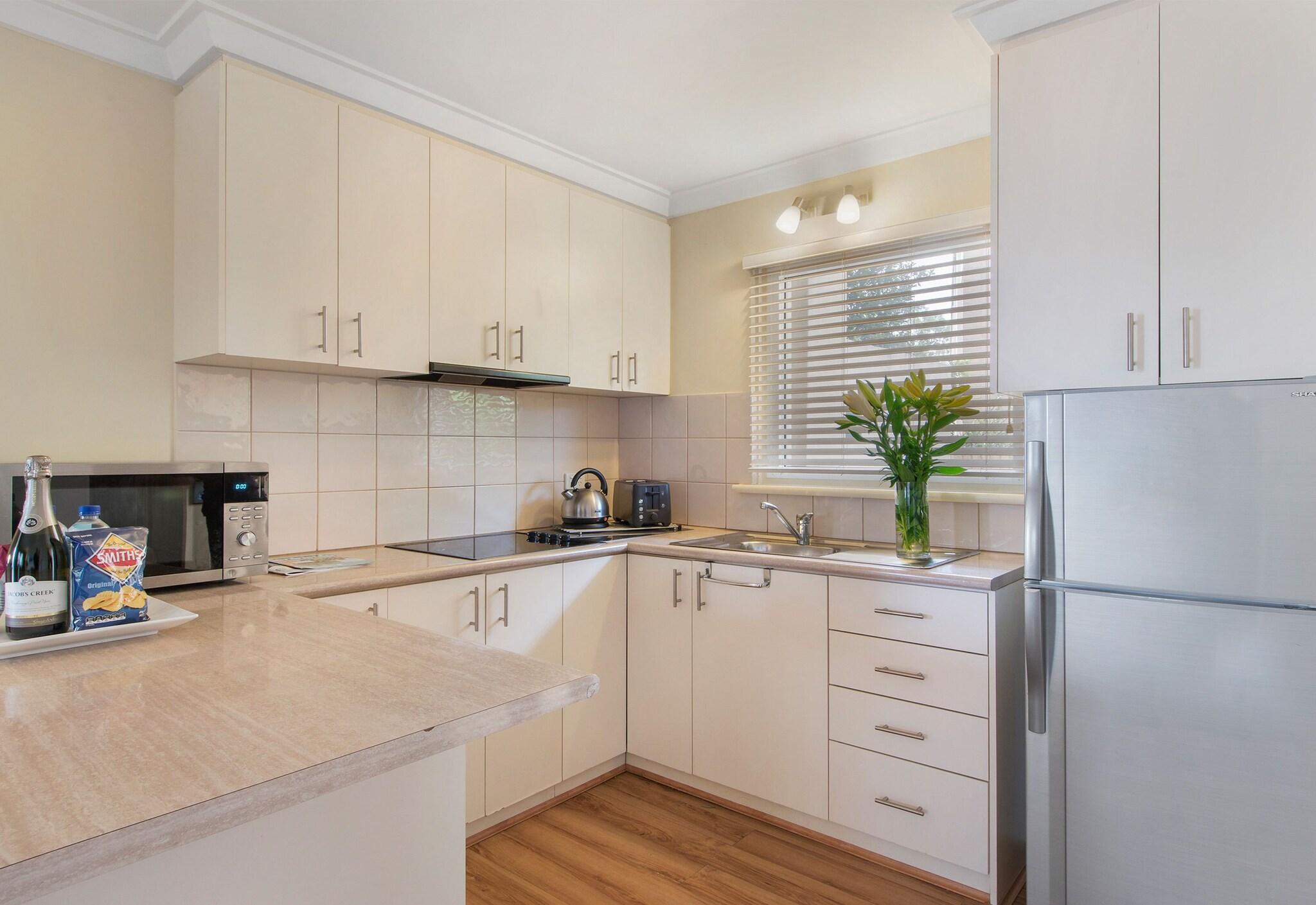 The Peninsula Riverside Serviced Apartments by null