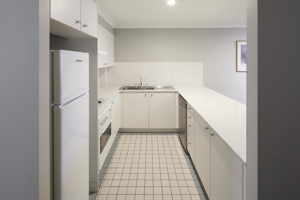 Pinnacle Apartments Canberra by null