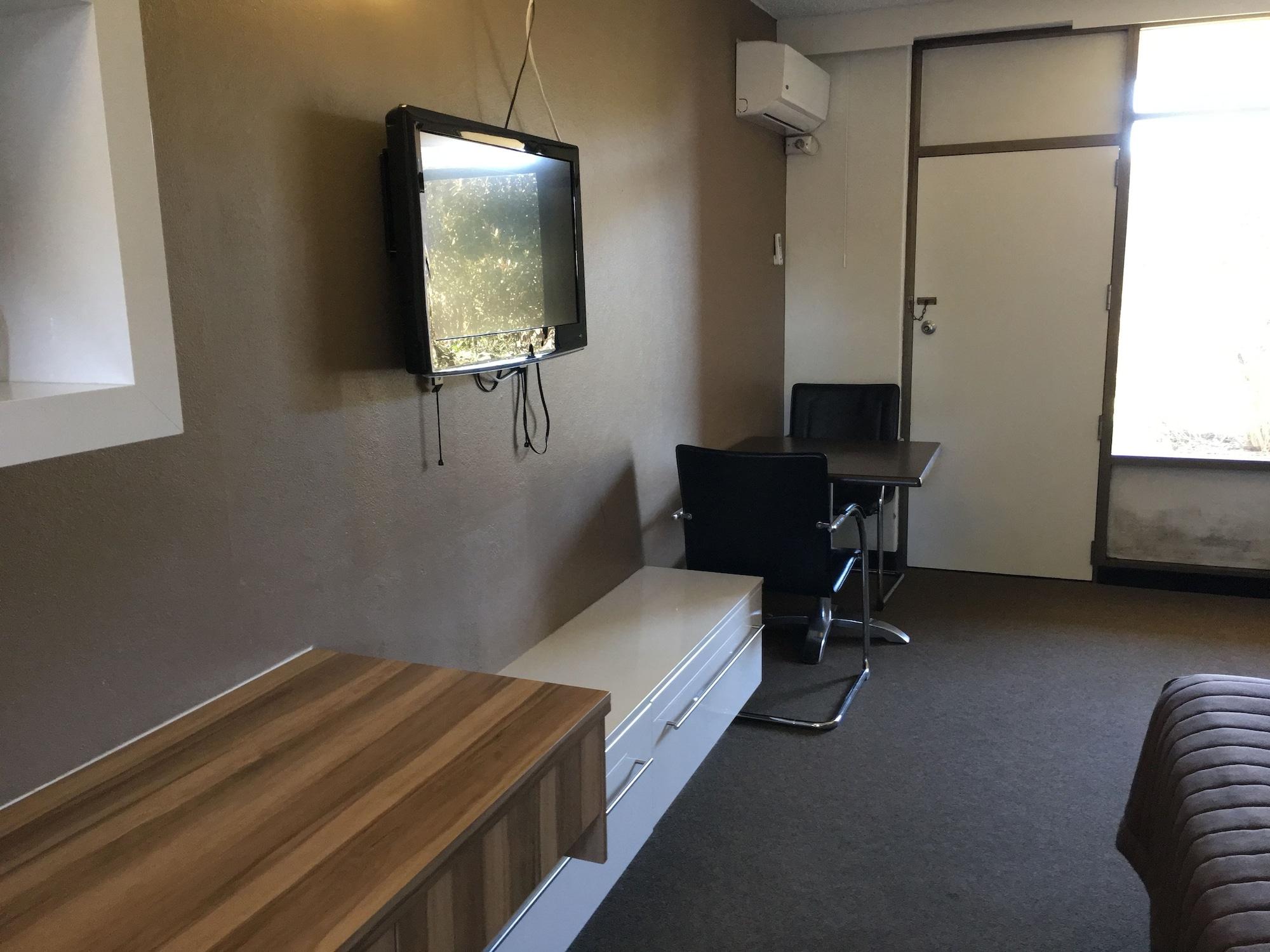 Red Cedars Motel by null