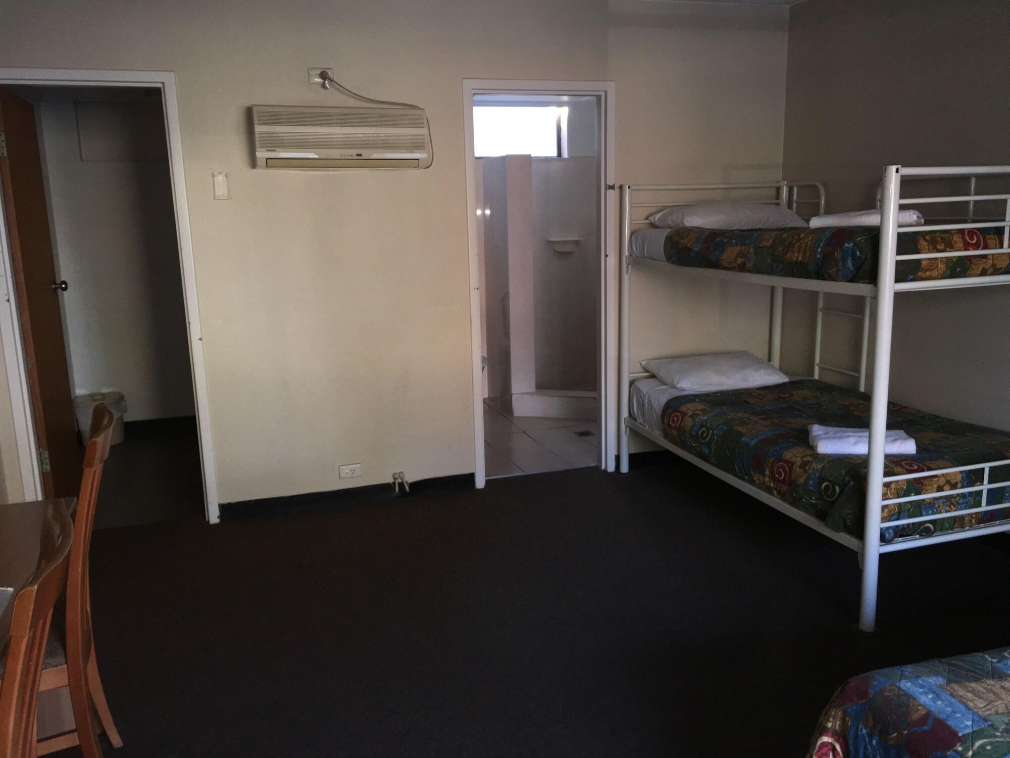 Red Cedars Motel by null