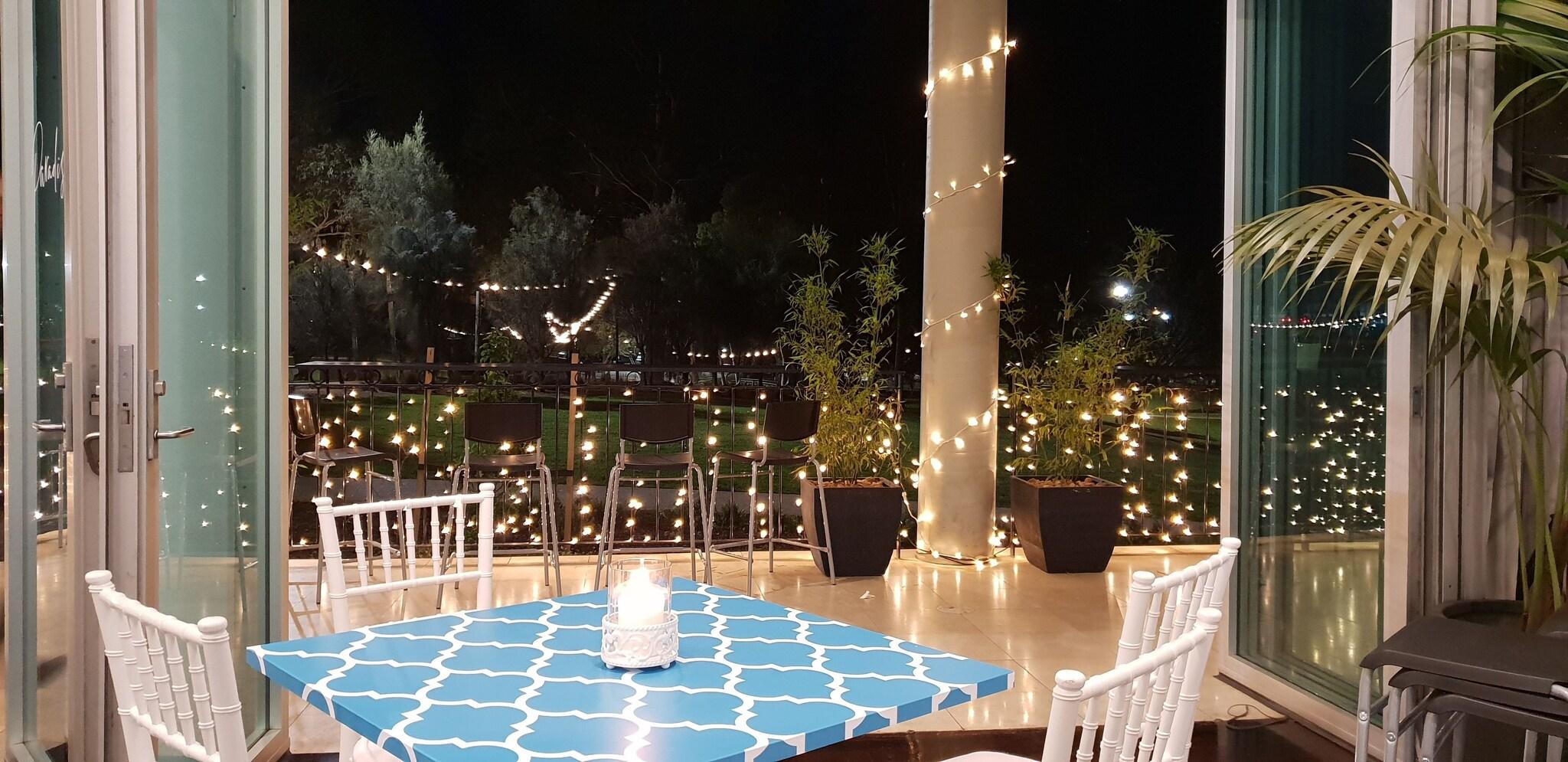 Sfera Park Suites & Convention Centre