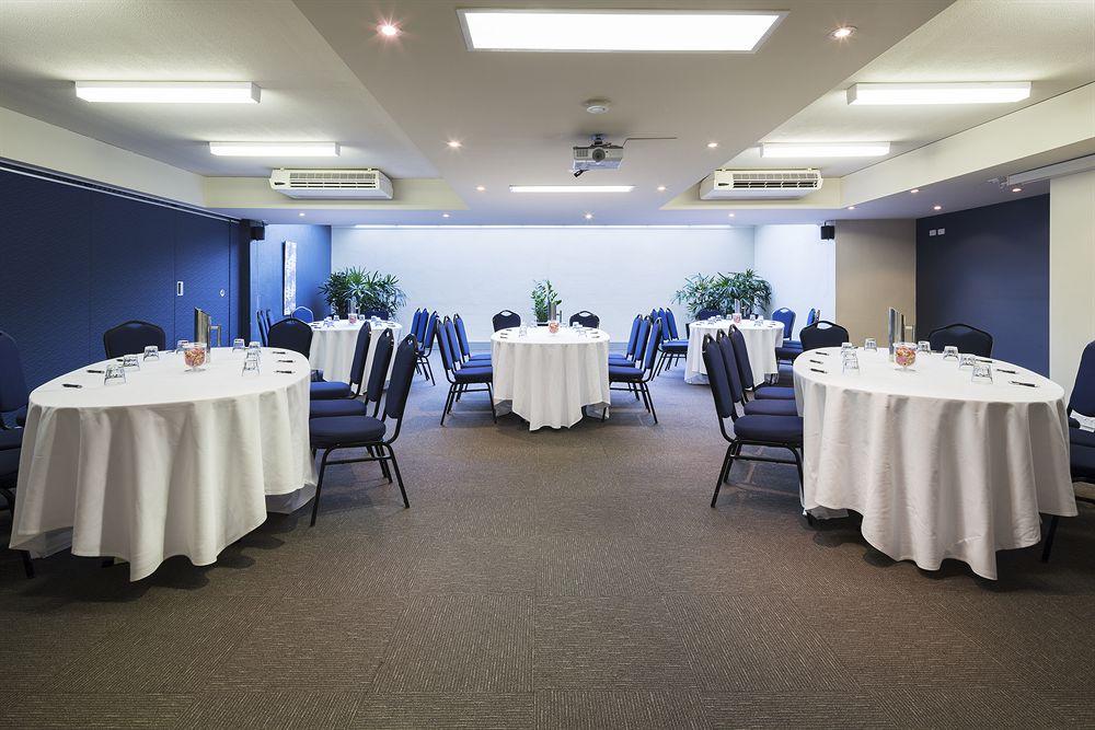 Canberra Parklands Central Apartments Hotel by null