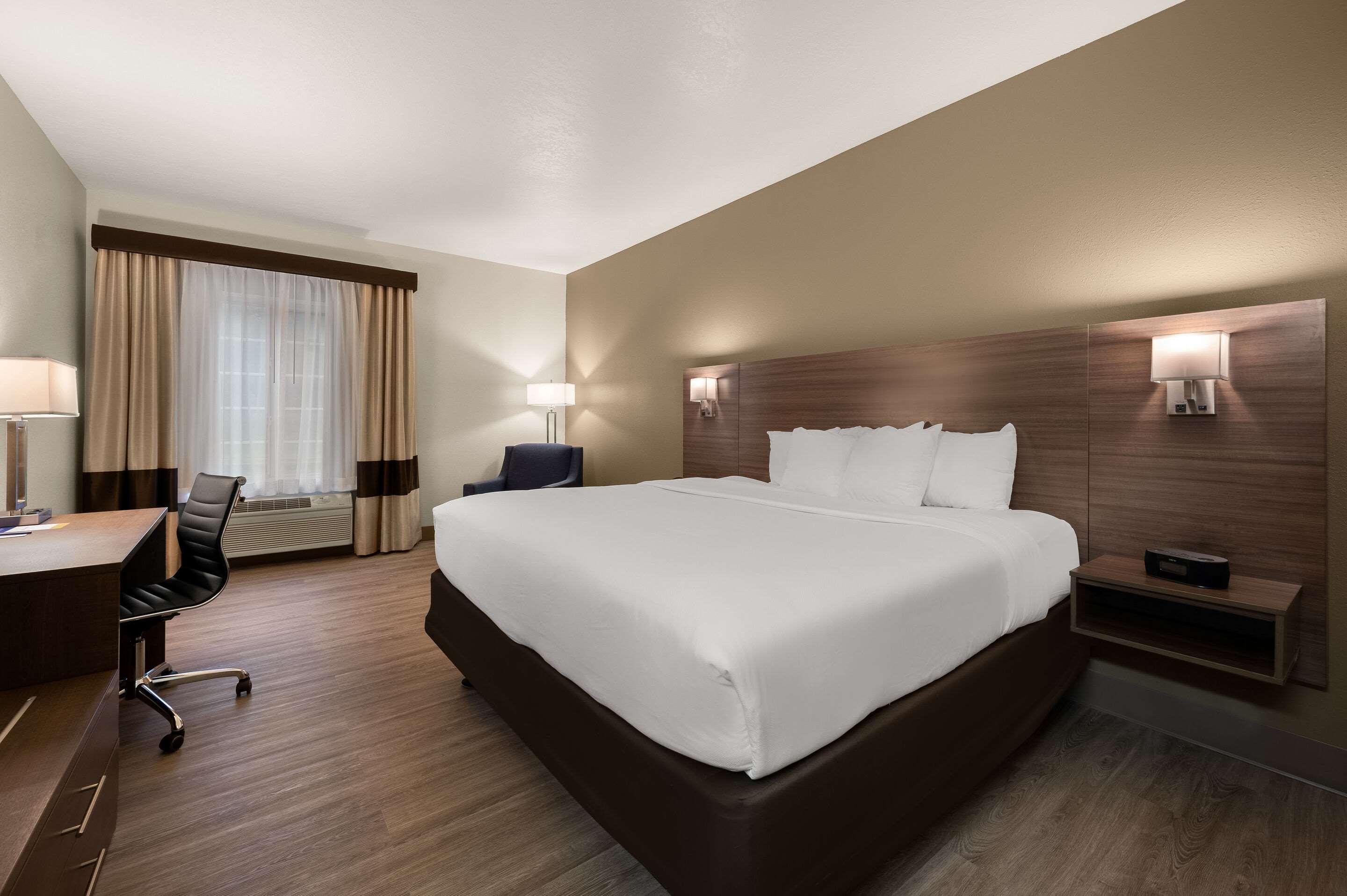 Comfort Inn & Suites Fenton
