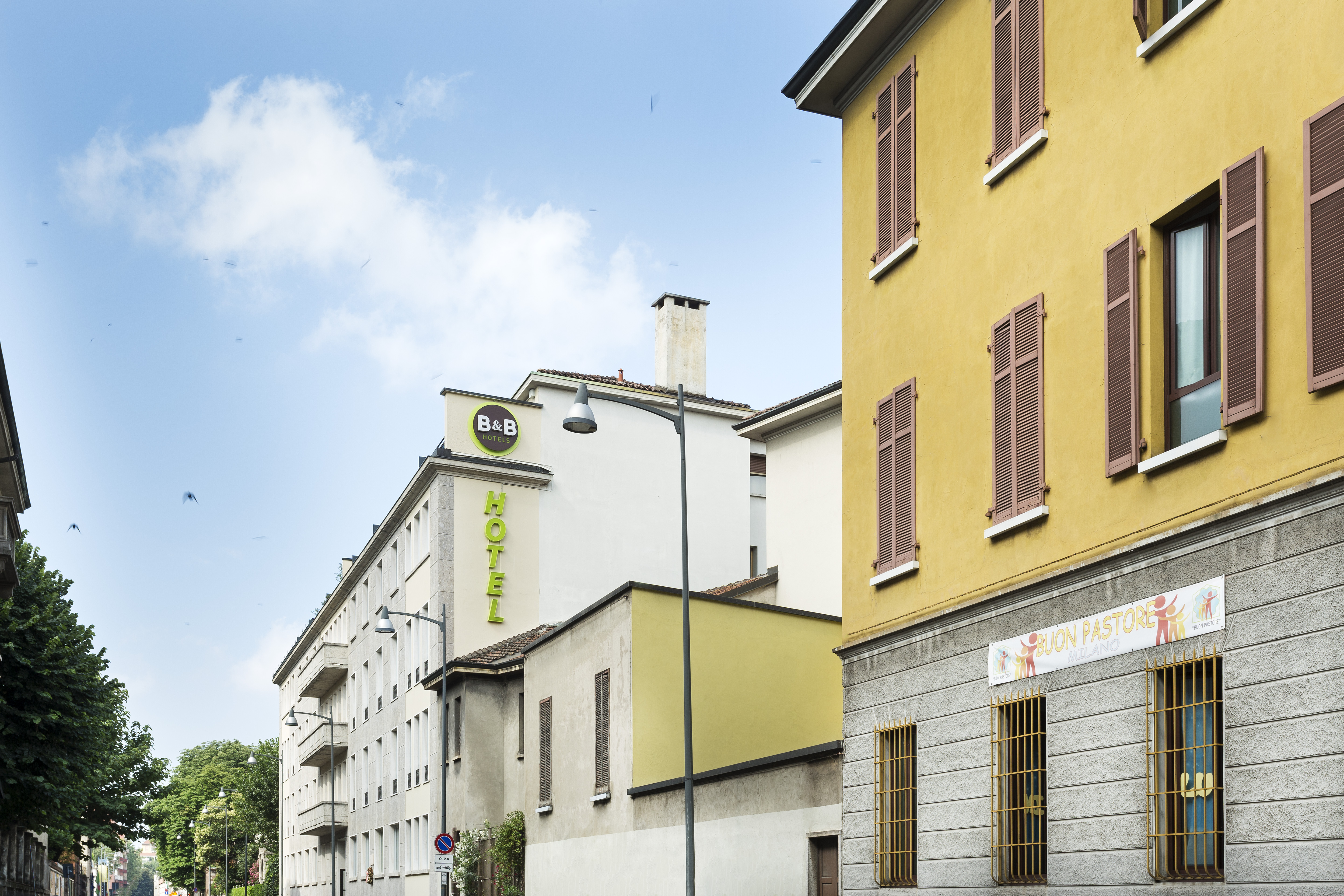 B&B Hotel Milano Sant'Ambrogio - photo