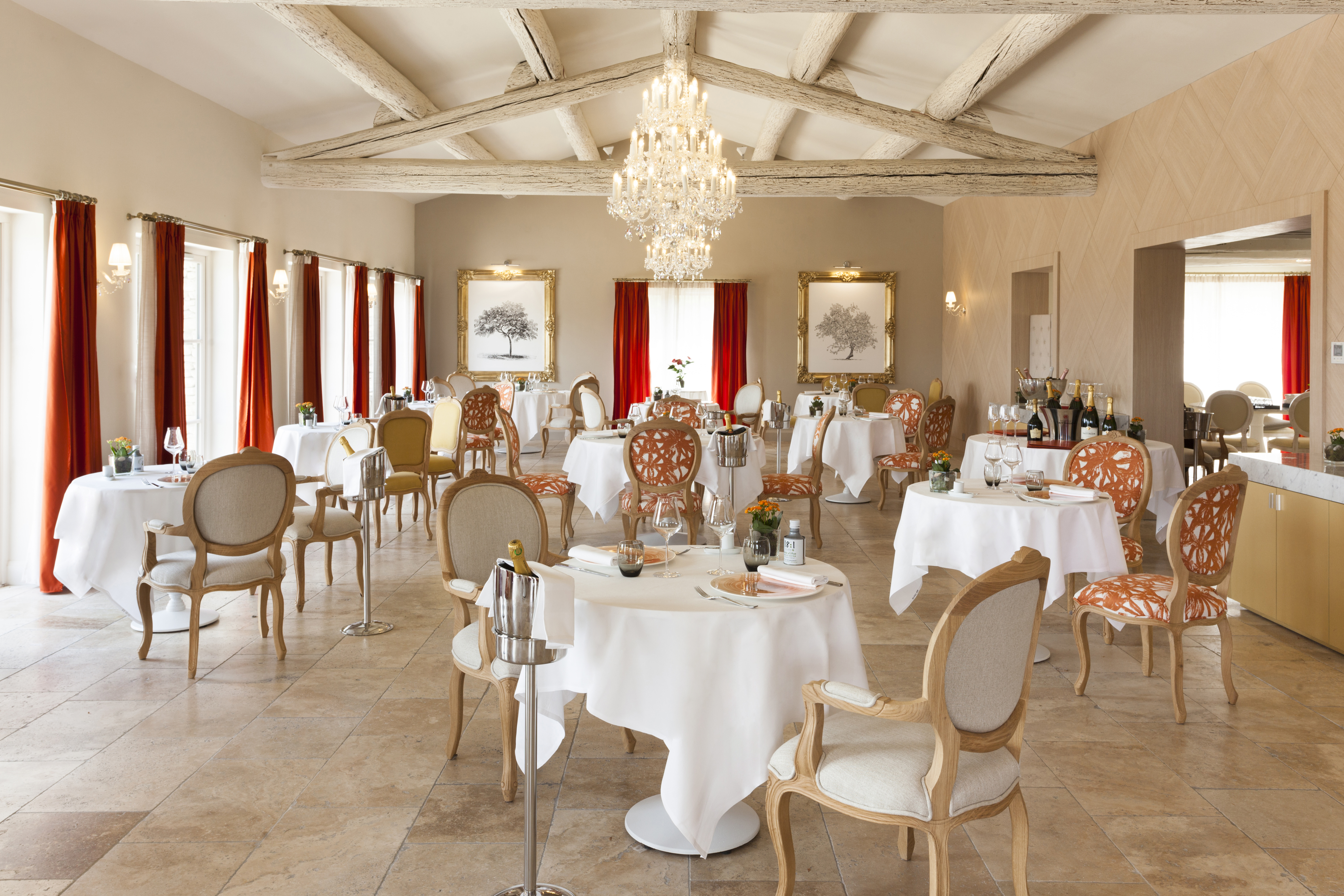 Mas des Herbes Blanches Hotel & Spa