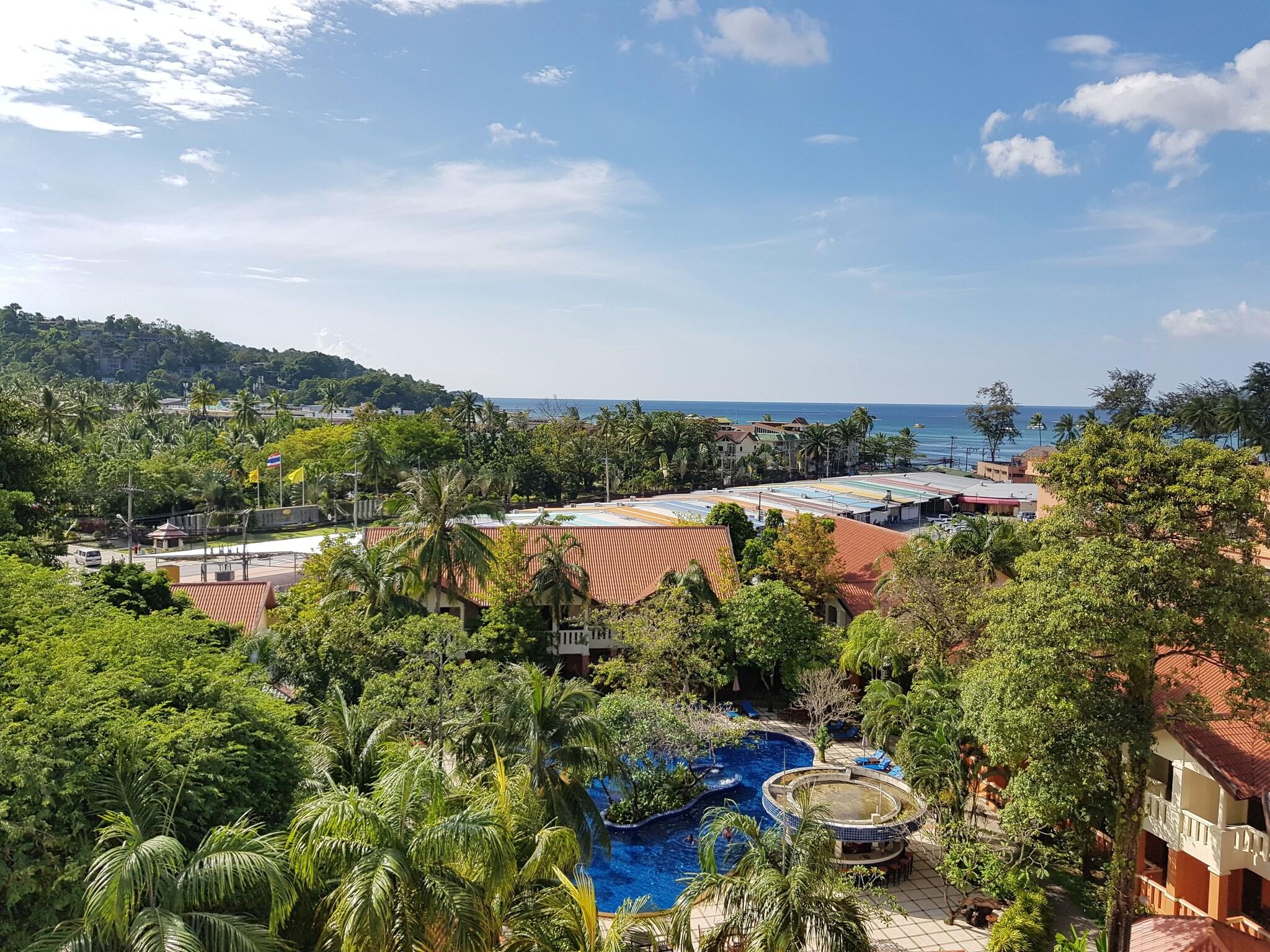 Paripas Patong Resort - фото