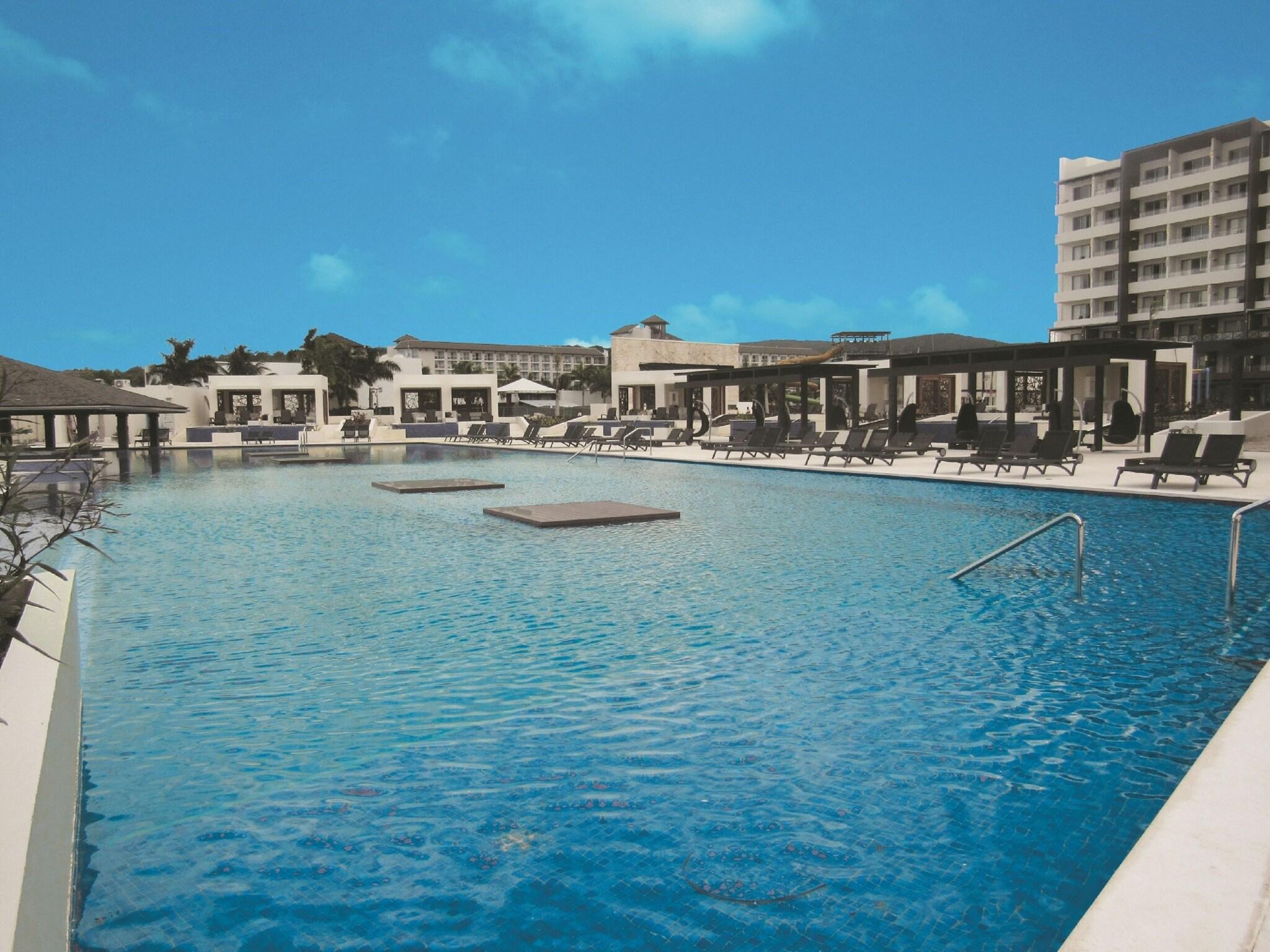 Royalton Blue Waters, An Autograph Collection All-Inclusive Resort by null