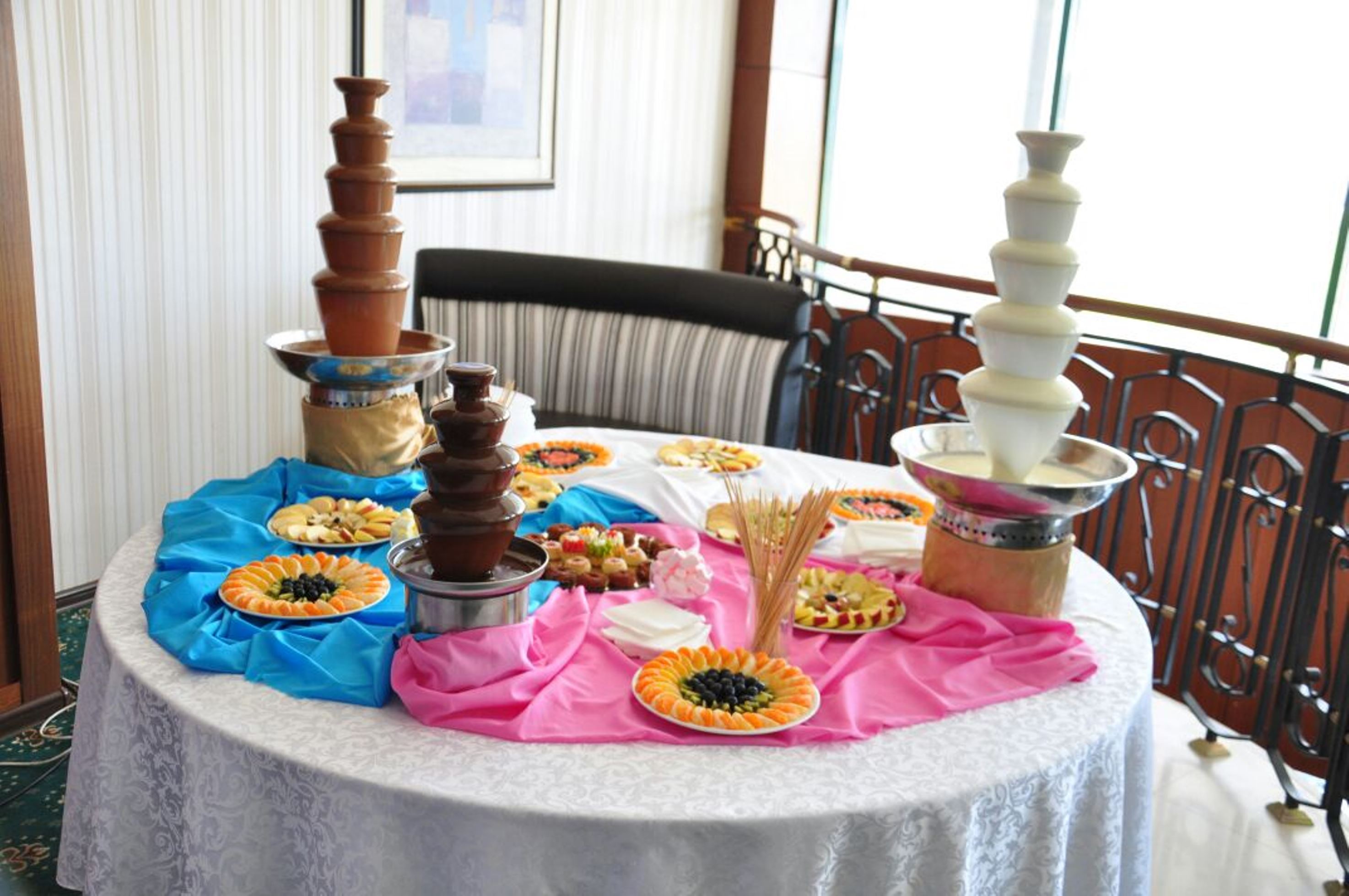 Diplomat Hotel & Business Center by null