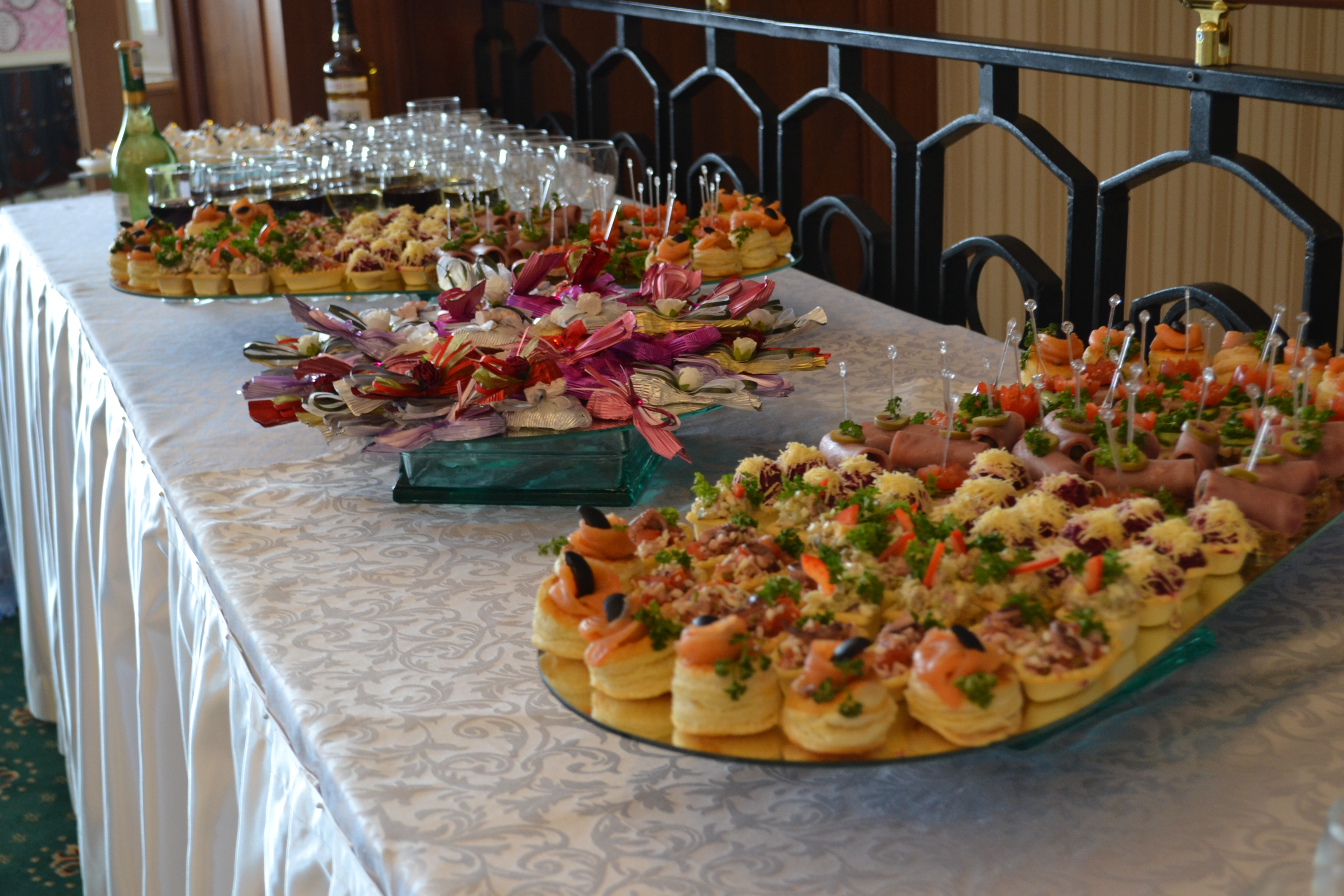 Diplomat Hotel & Business Center by null