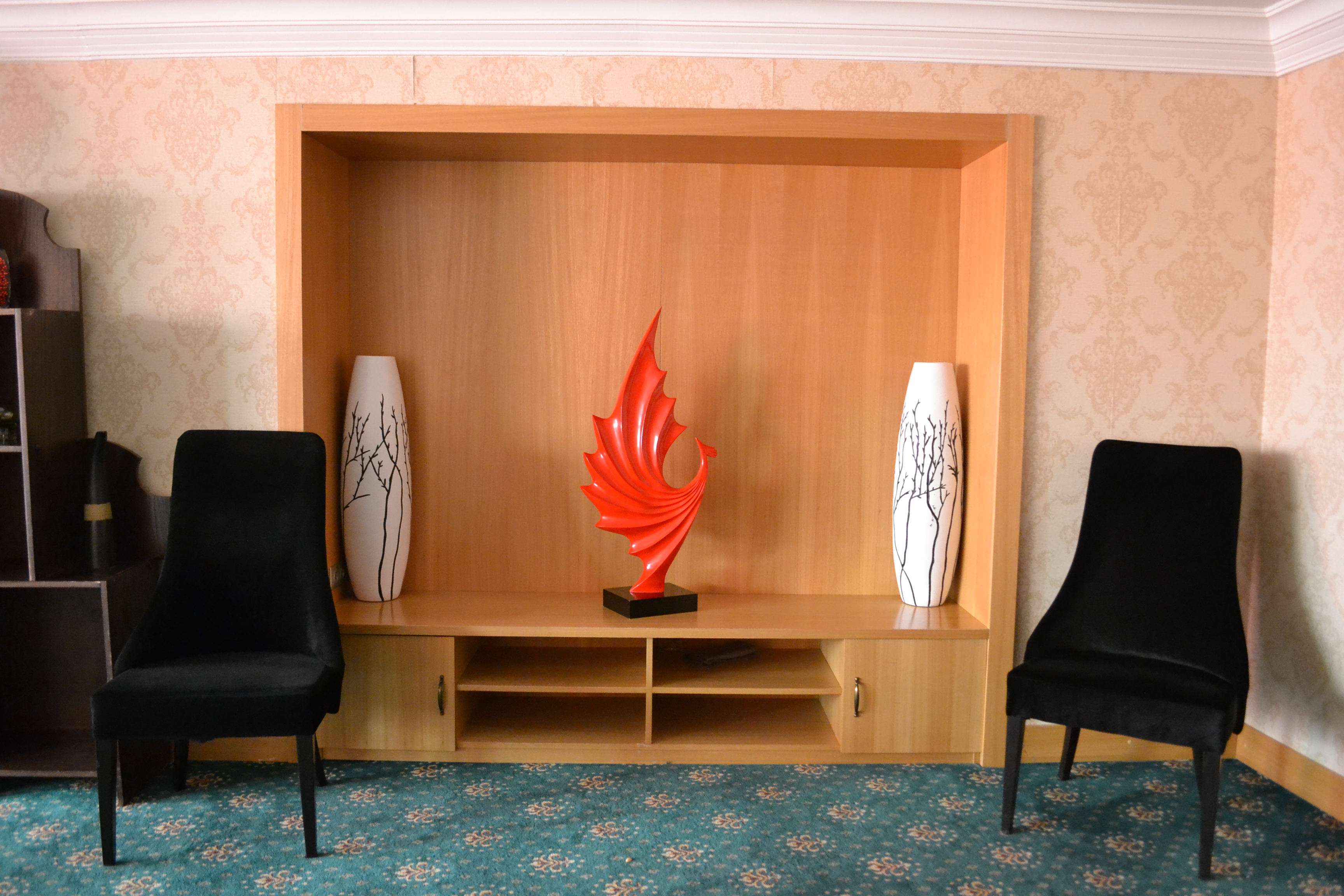 Diplomat Hotel & Business Center by null