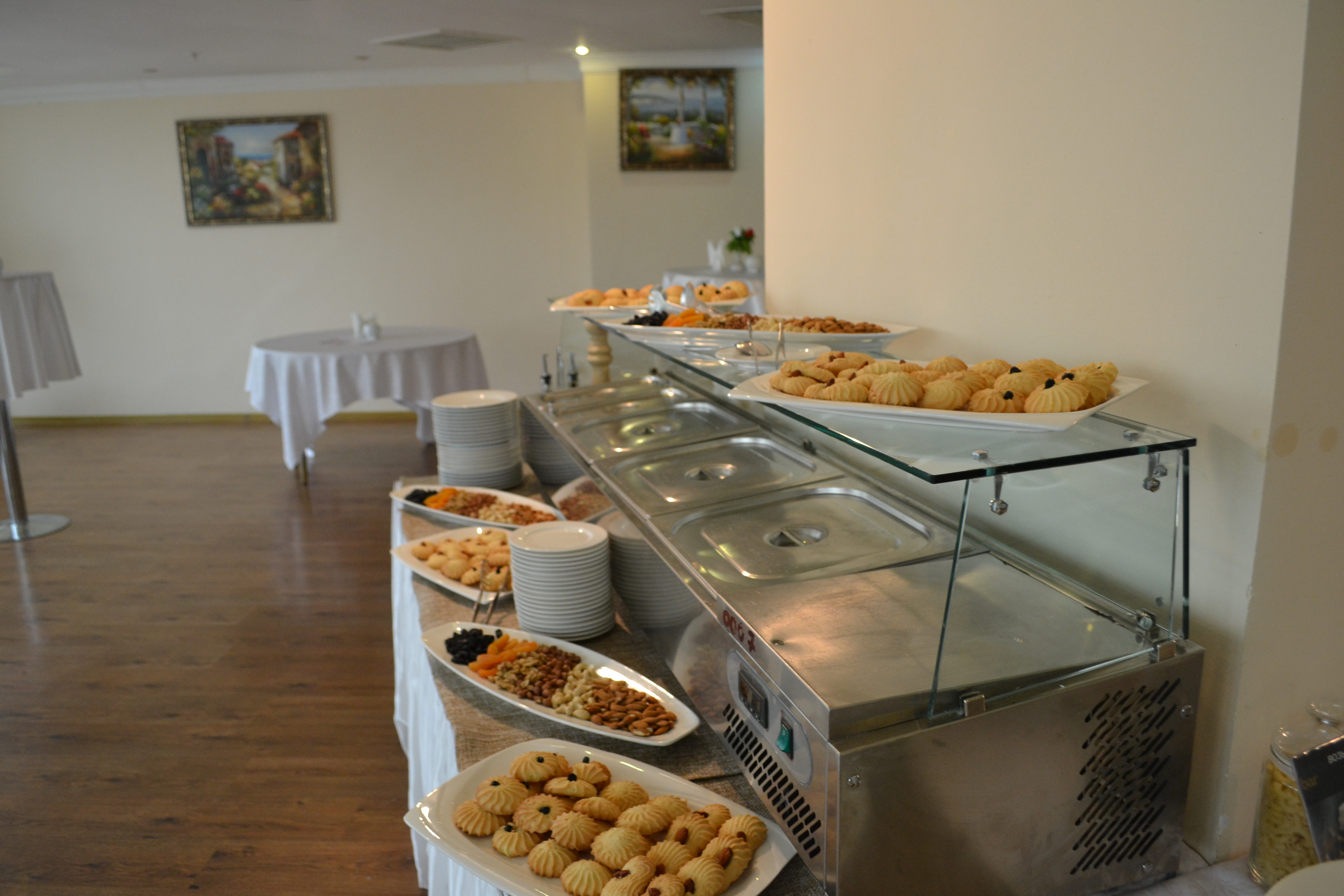 Diplomat Hotel & Business Center by null