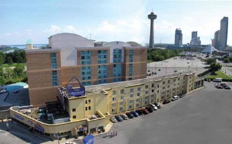 Quality Inn & Suites Niagara Falls image