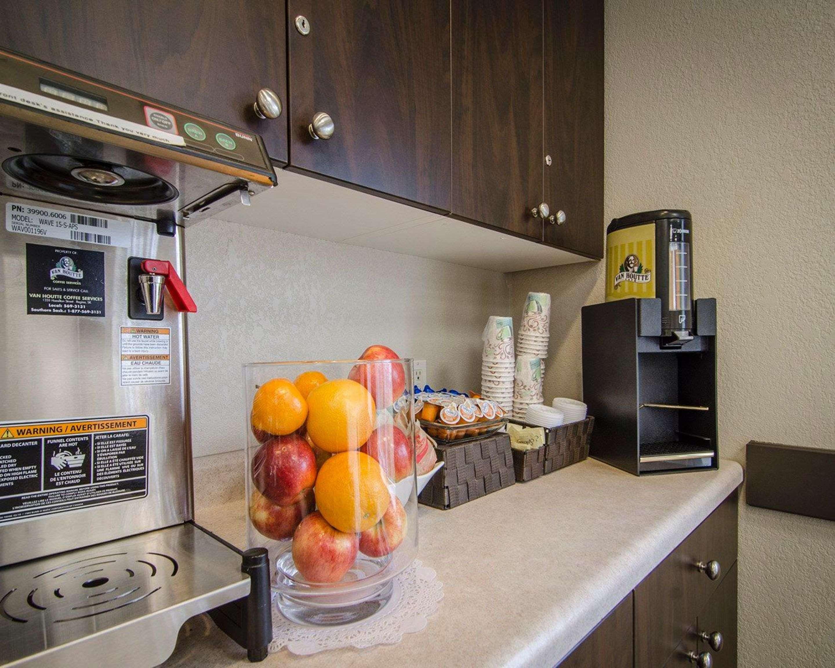 Quality Inn And Suites Estevan Area