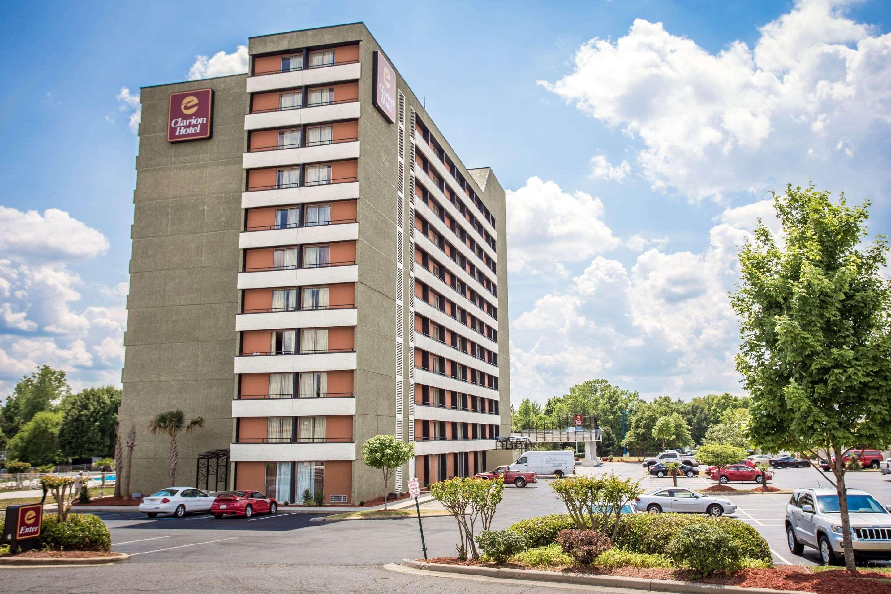 Clarion Hotel Fort Mill Near Amusement Park image