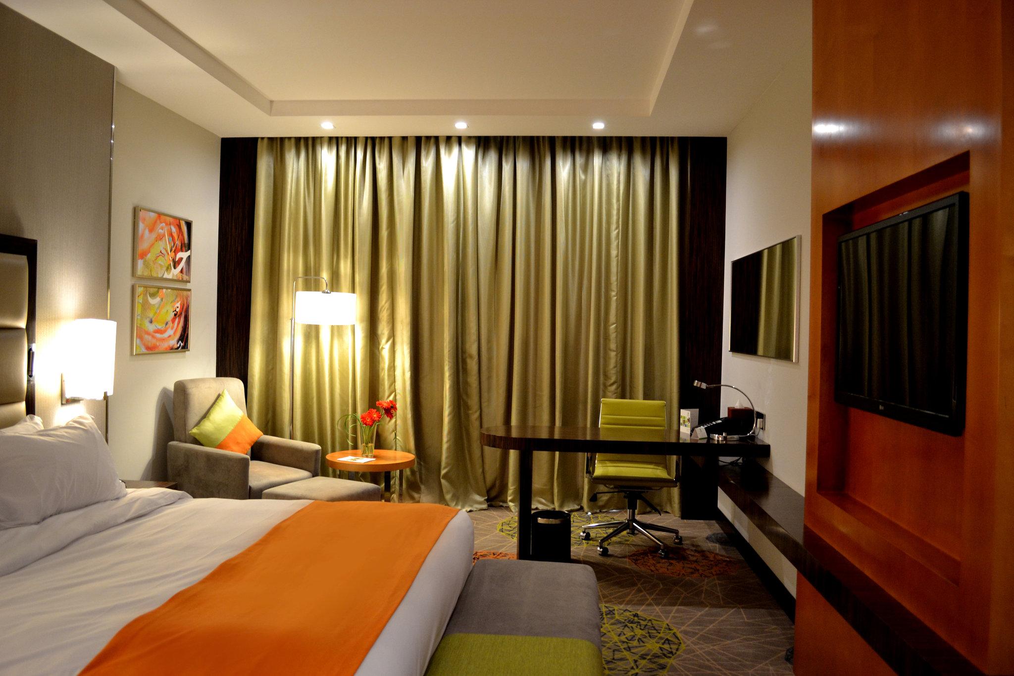 Holiday Inn Jeddah Gateway