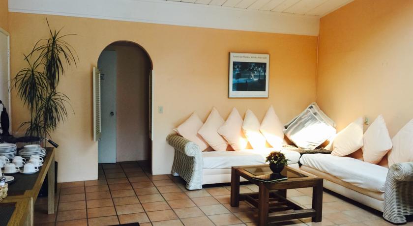 Contenta Inn