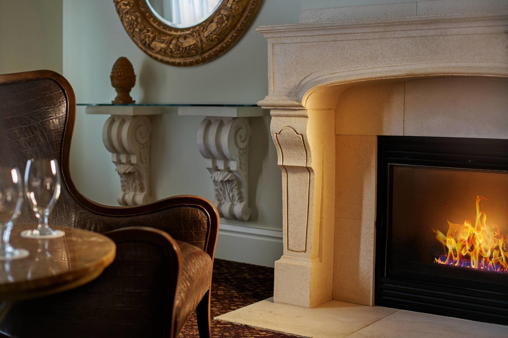 The Louie, A Davenport Hotel, Autograph Collection by null