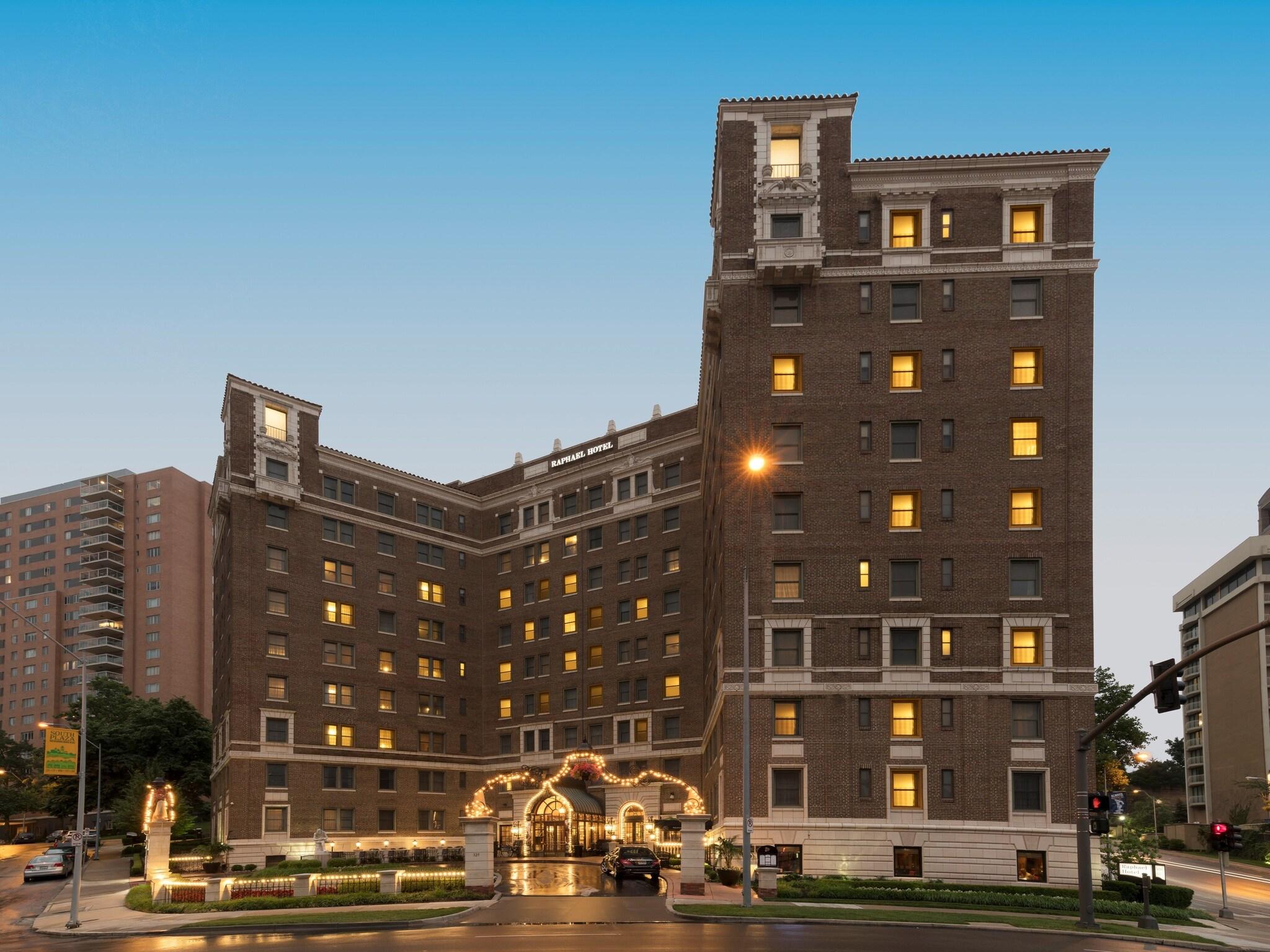 The Raphael Hotel, Autograph Collection by null