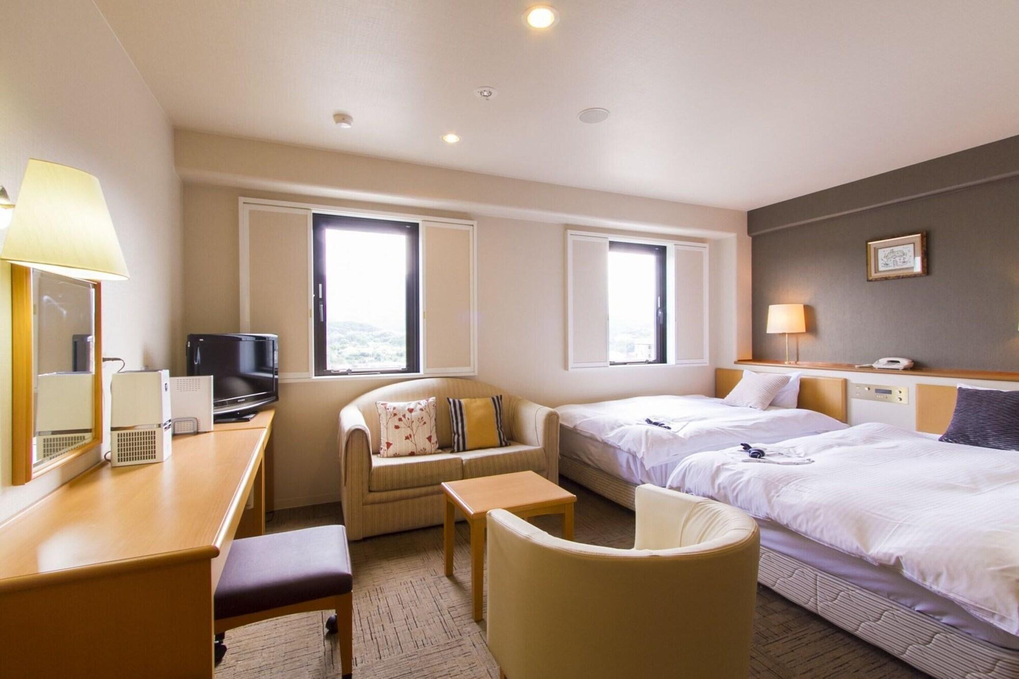 CENTRAL HOTEL IMARI by null