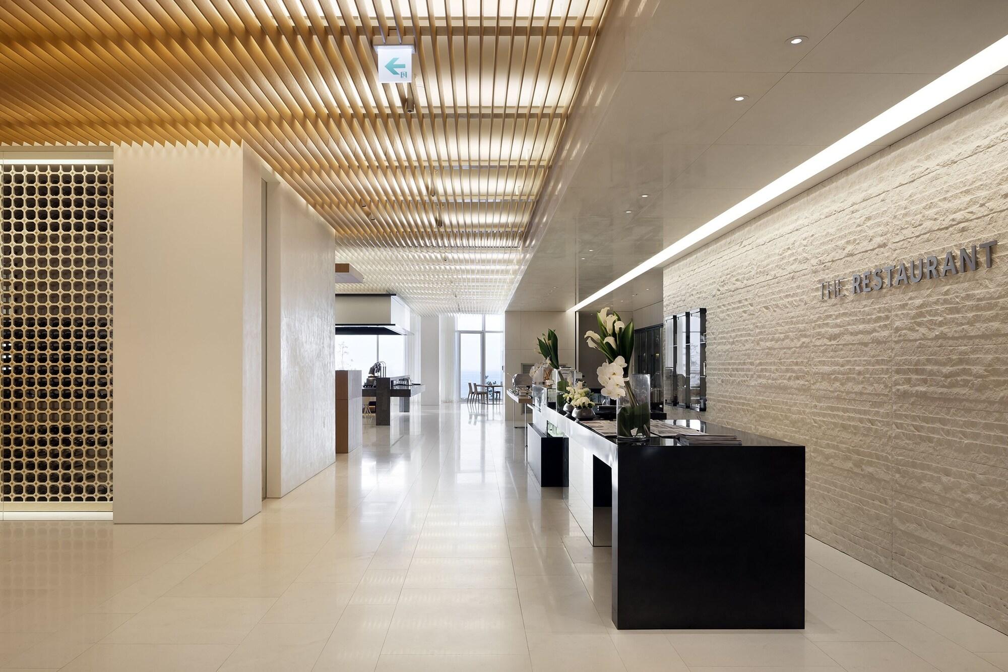 SEAMARQ Hotel by null